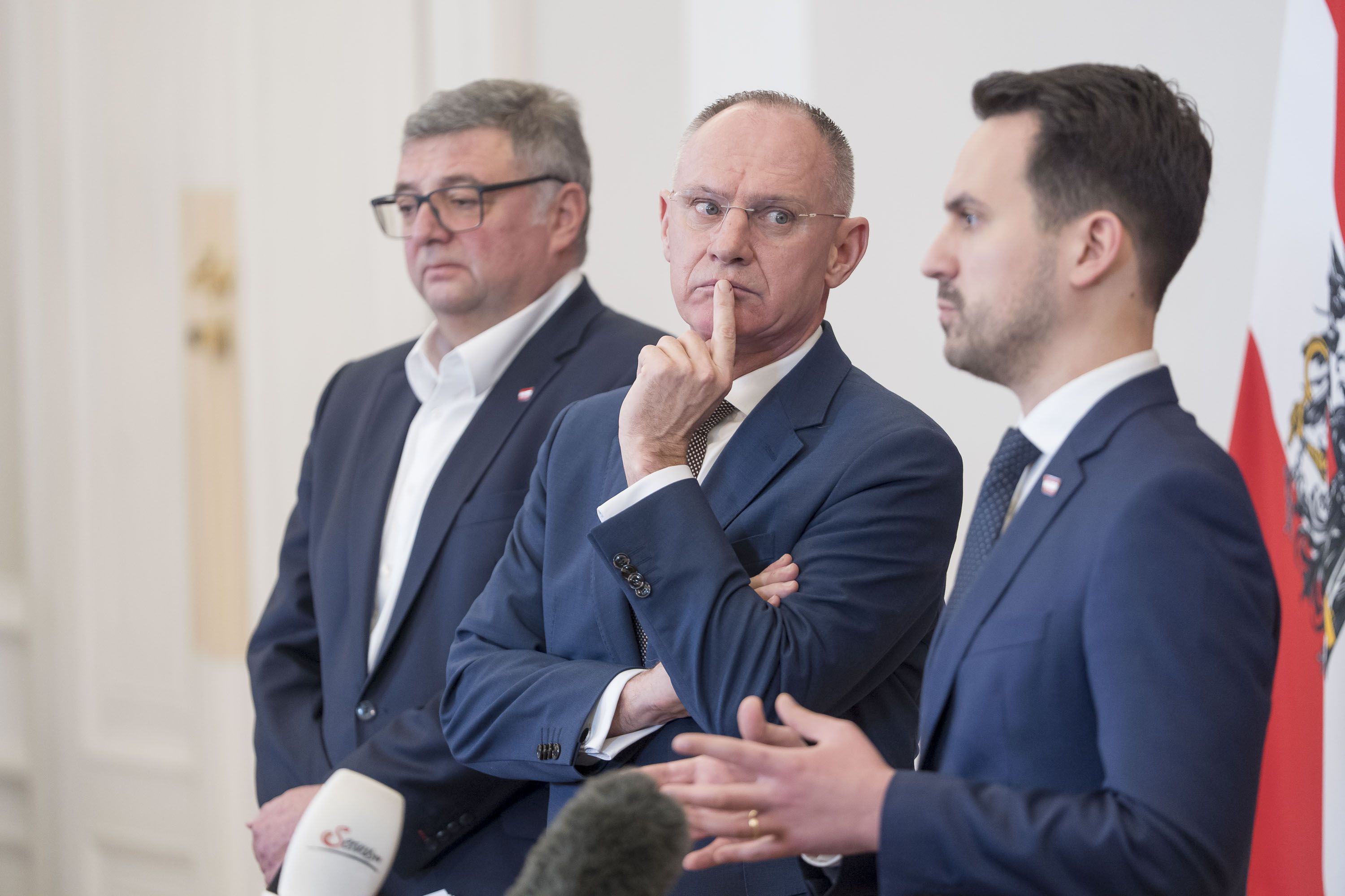 Wenn der jetzt erneut was sagen will, ist das dann eine Wiederkehr?