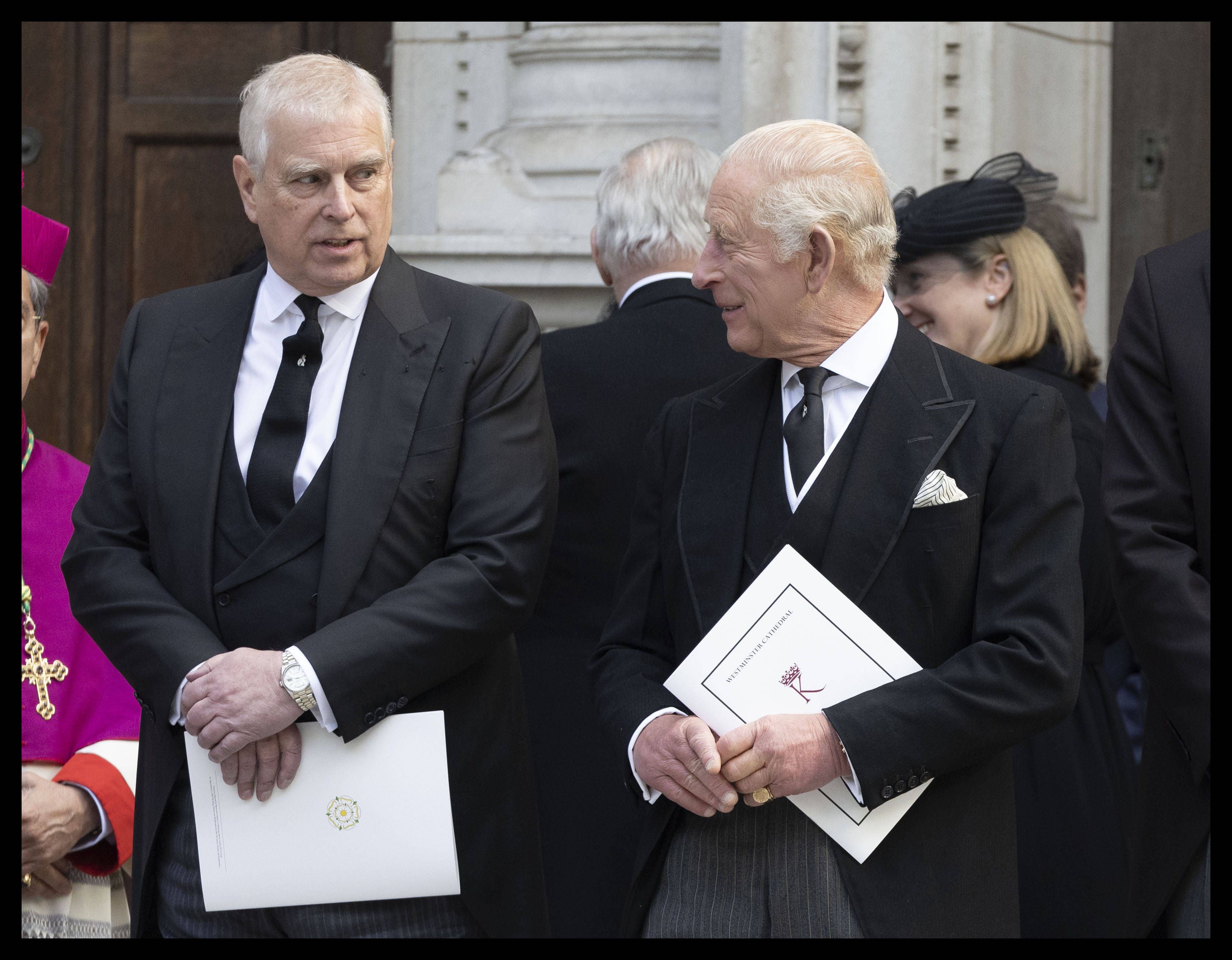 Andrew soll seinen Bruder König Charles hassen.