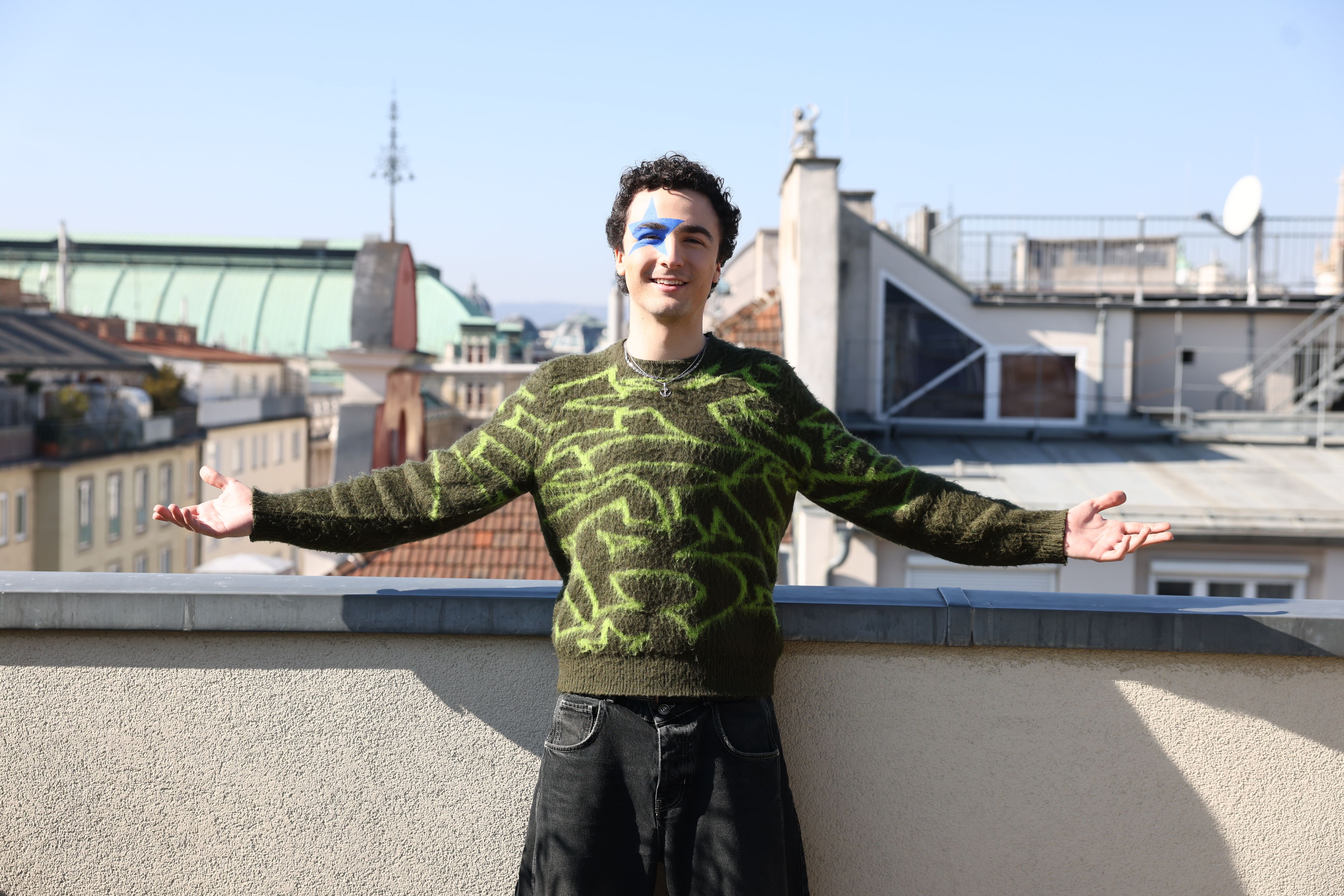 ESC-Anwärter COSMÓ ist großes Thema.