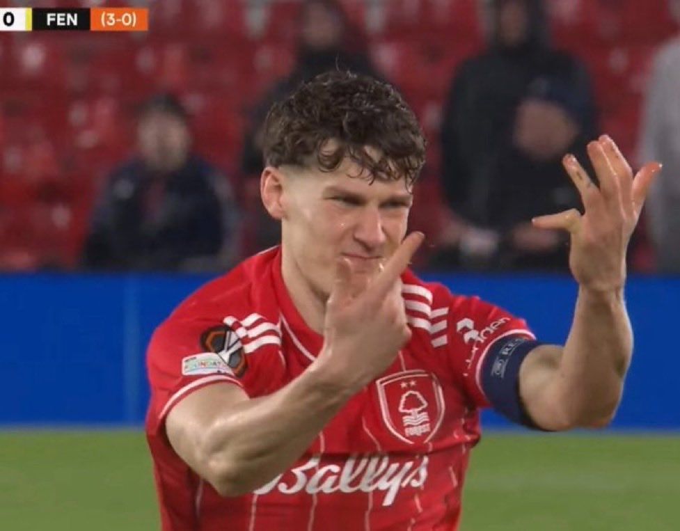 Ryan Yates mit der horroverletzung.