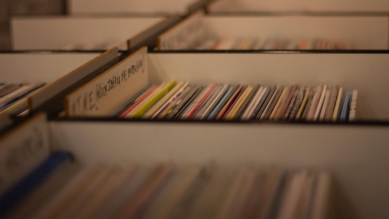 Heute.at - CDs sterben aus, aber ausgerechnet Vinyl boomt