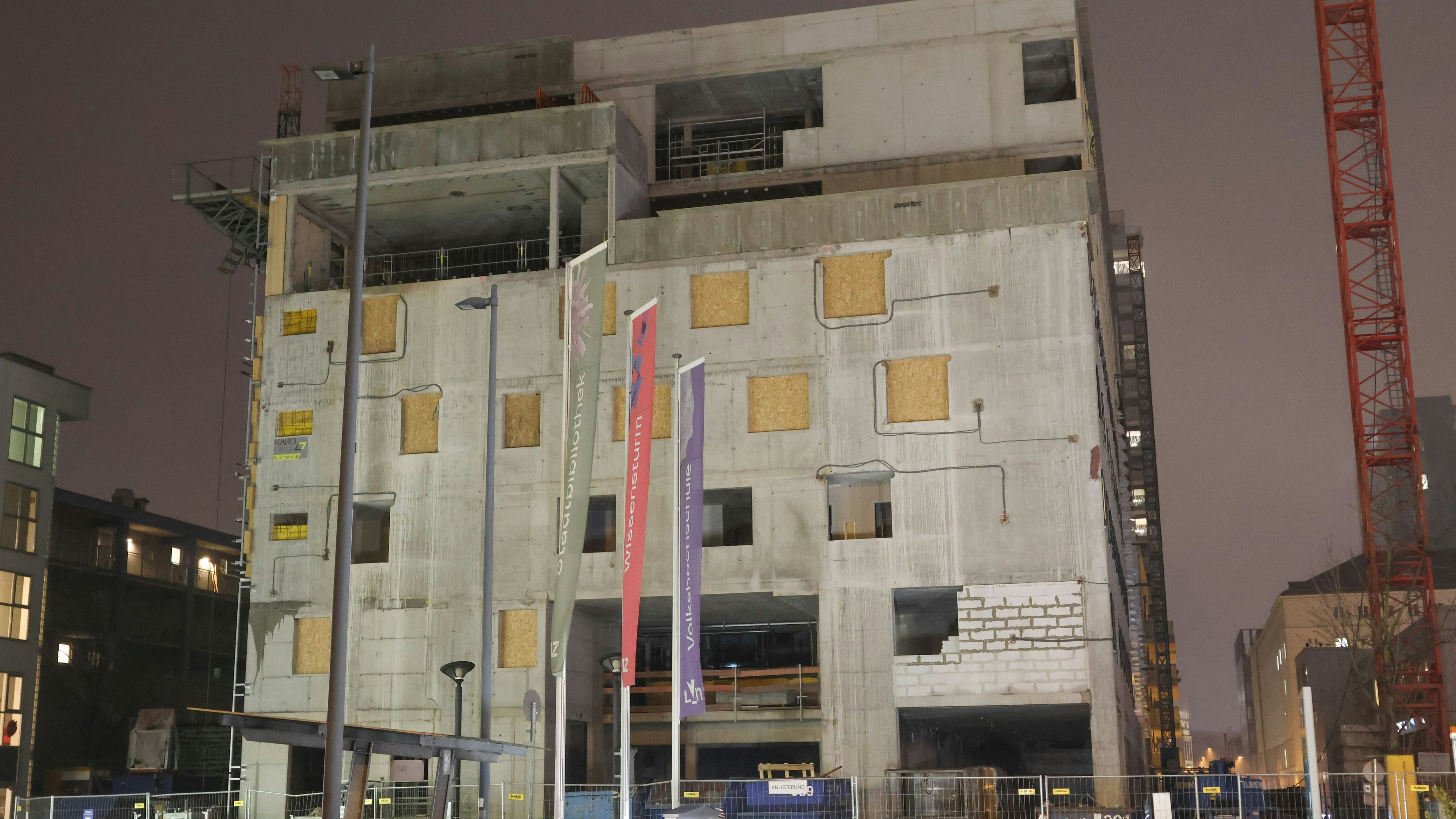 Von dieser Baustelle stürzte der Oberösterreicher 18 Meter in die Tiefe.