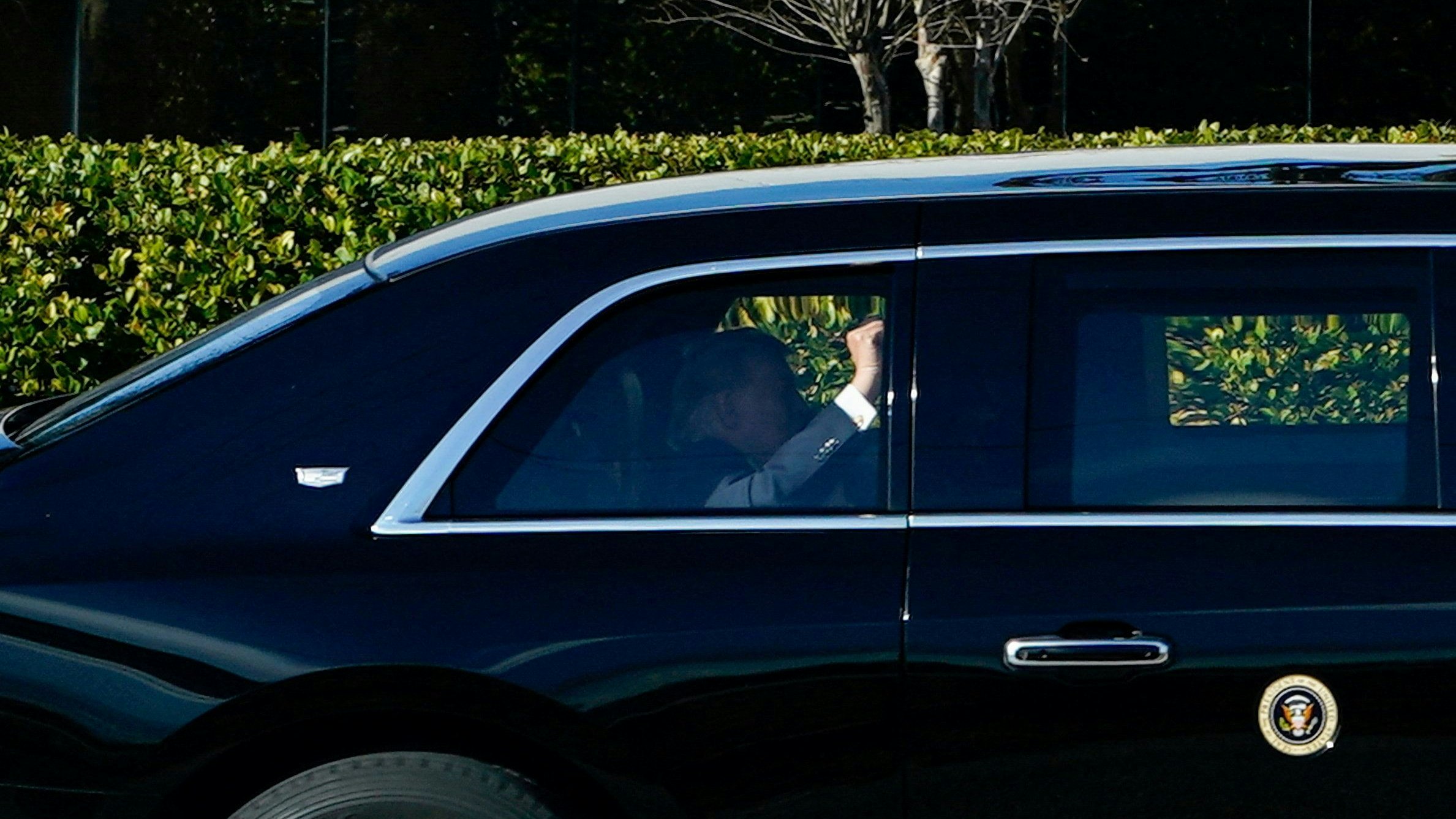 US-Präsident Donald Trump am Weg nach Washington. Der Krieg werde vermutlich vier Wochen dauern, sagte er