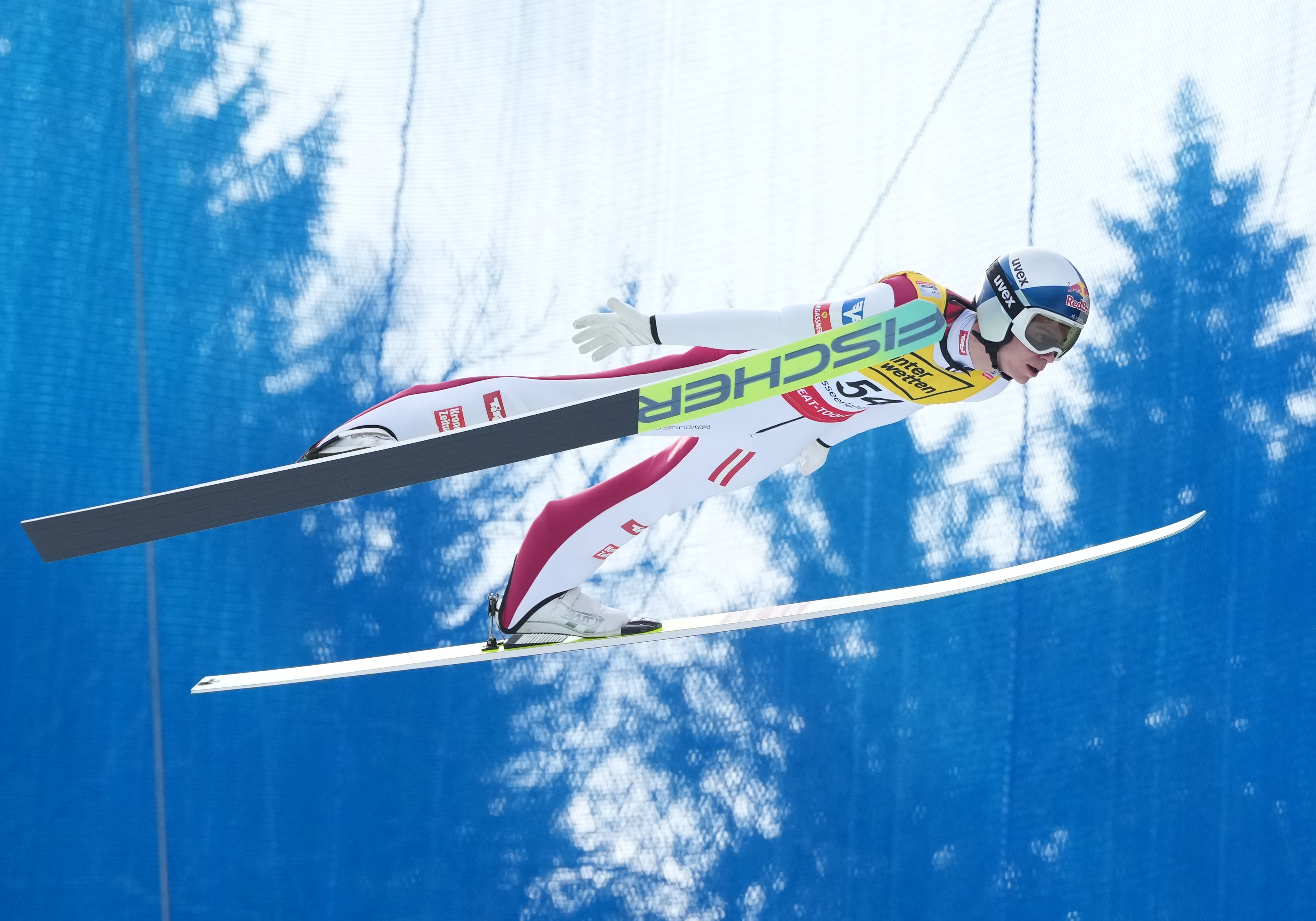 Heute.at - Schanzenrekord! ÖSV-Star Embacher am Kulm Zweiter