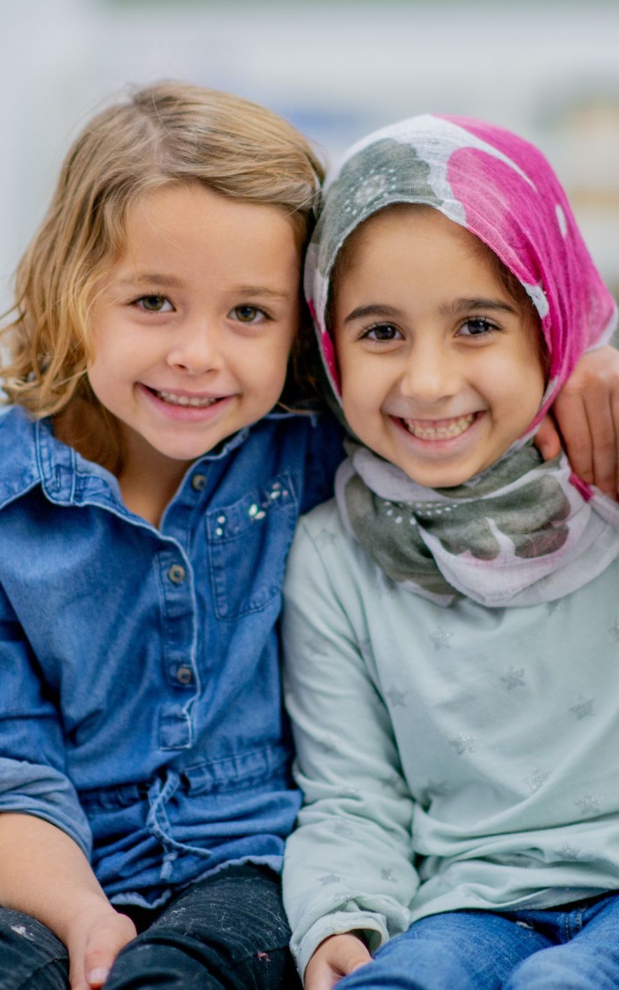 Warum das Kopftuch-Verbot auf Schul-Wandertagen nicht gilt