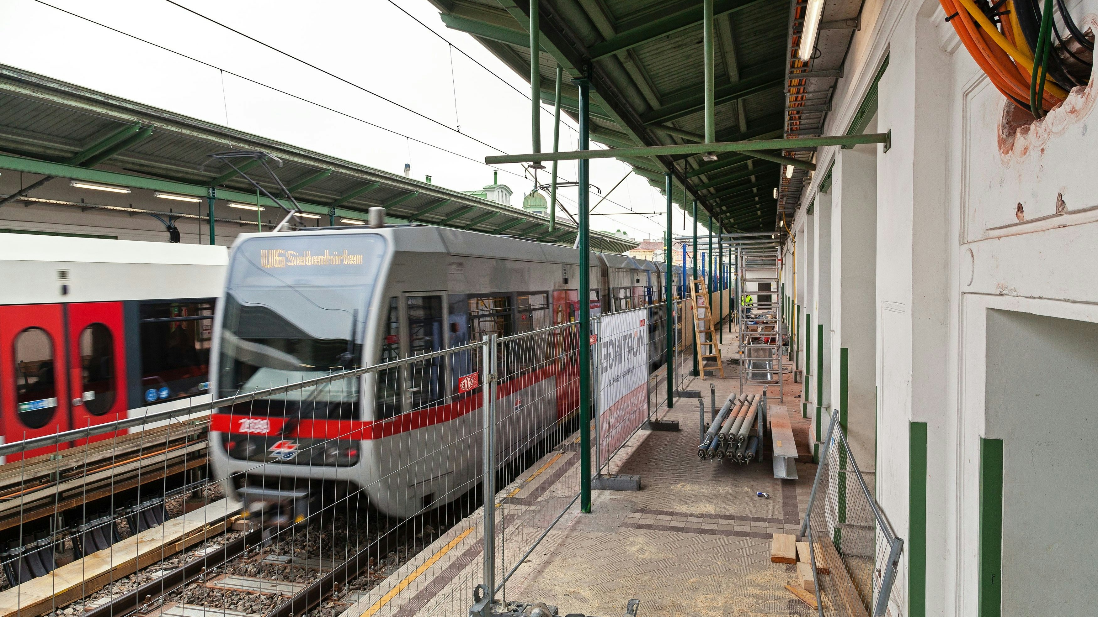 Auf der U-Bahnlinie U6 wird in den Oster
