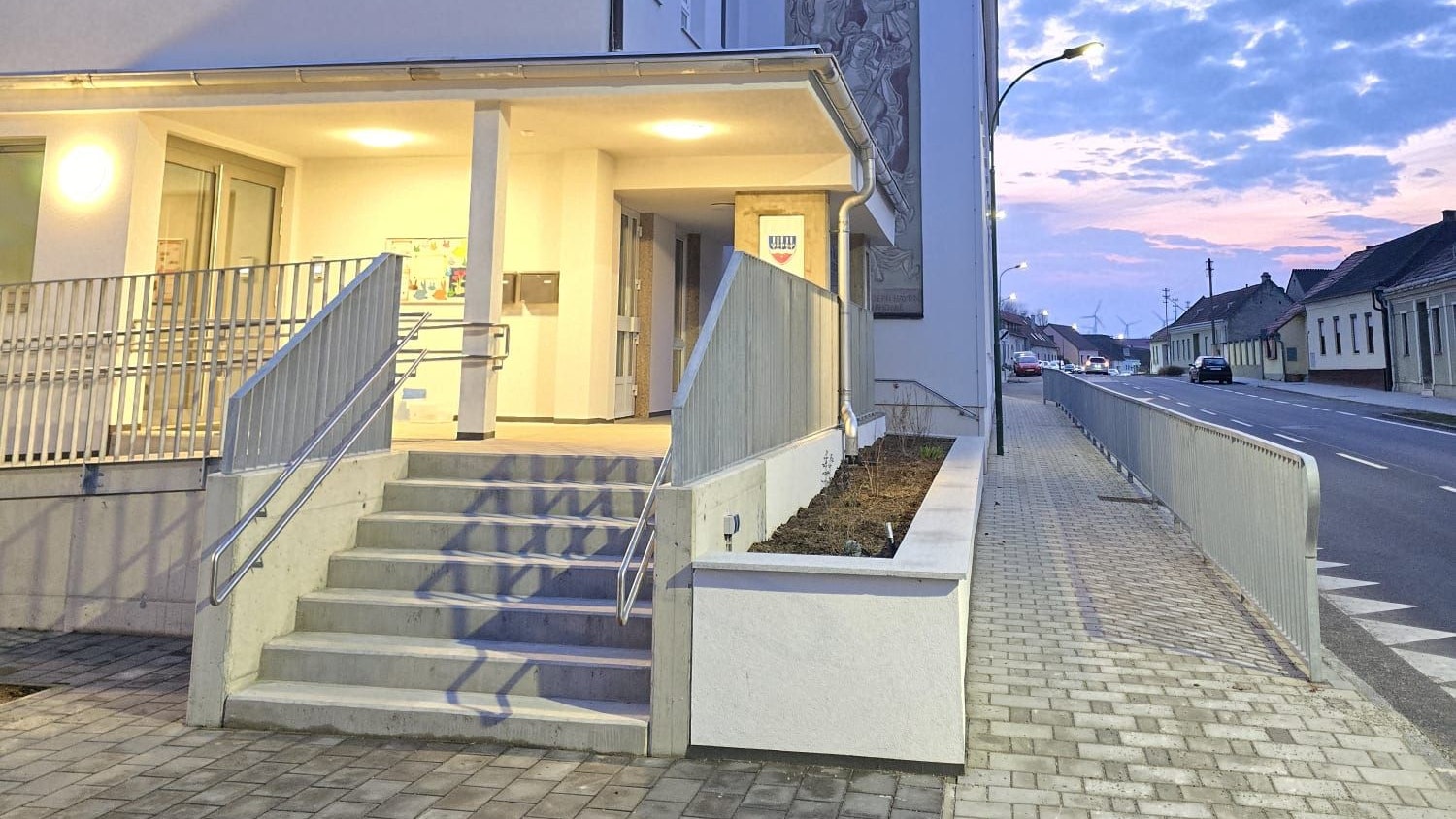 Die neue Volksschule in Rohrau