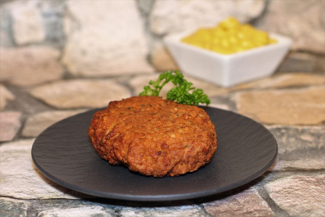 Knusprige Frikadellen mit Senf