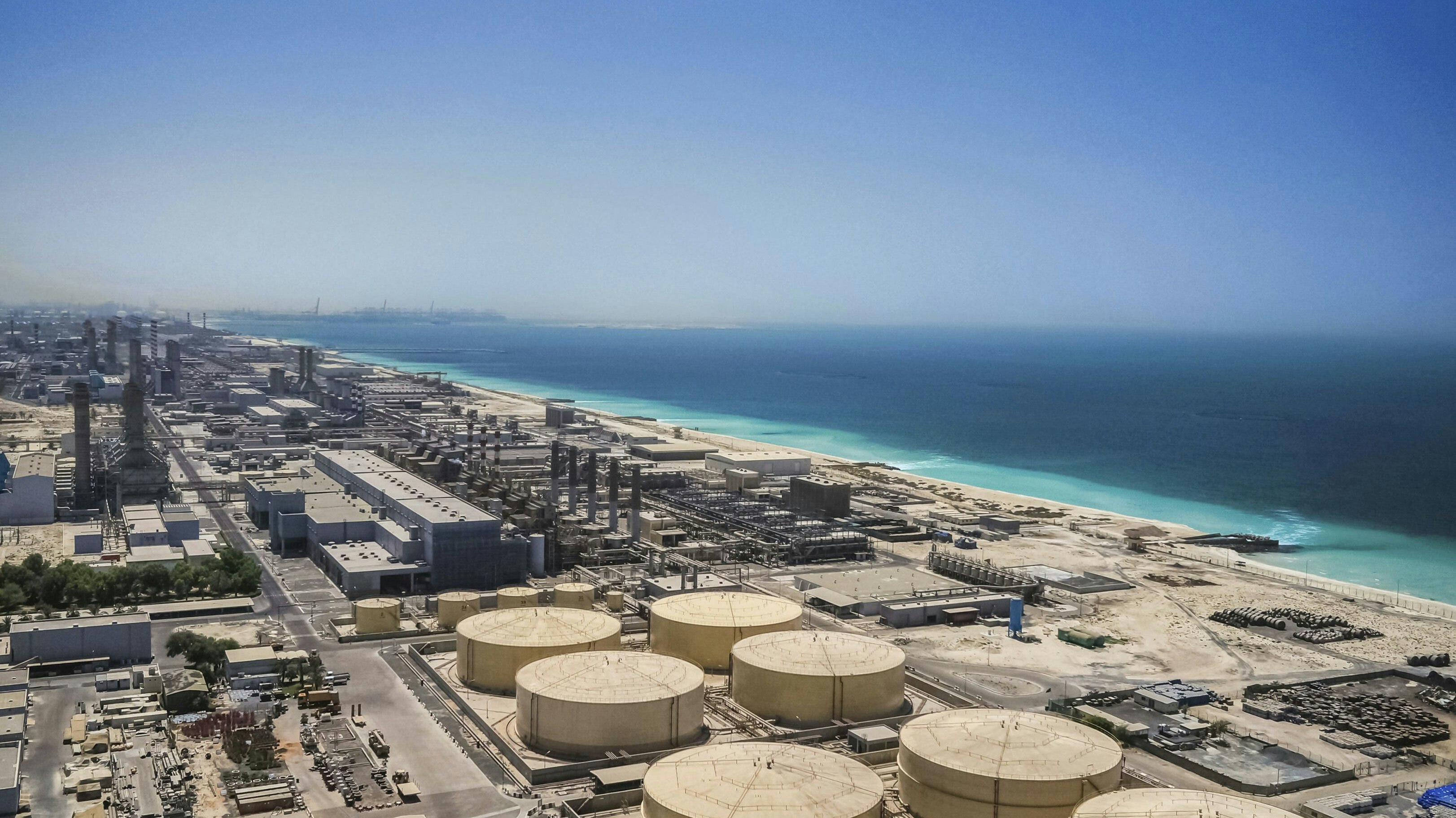 Hier kommt das Trinkwasser her: Eine moderne Entsalzungsanlage in Dubai