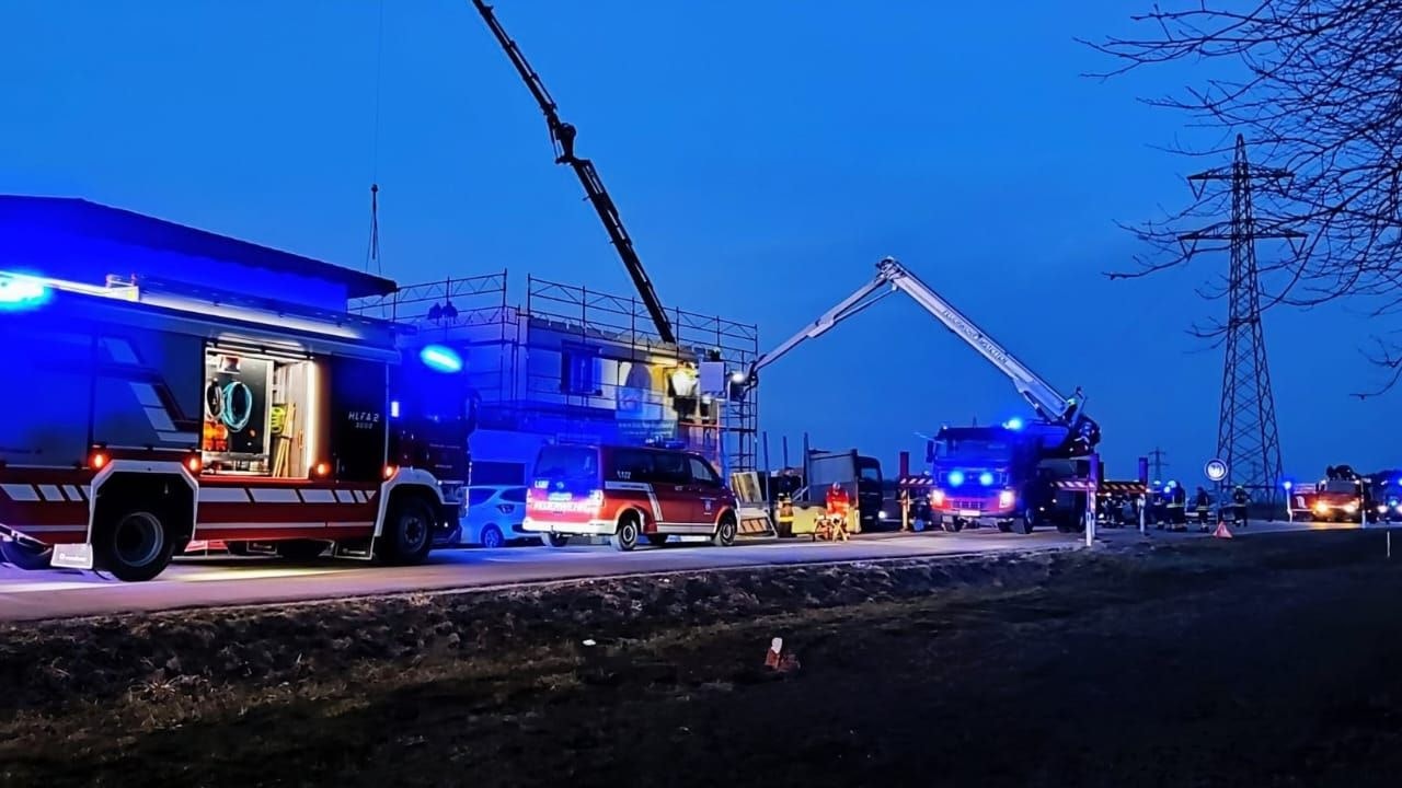 Medizinischer Notfall: Bauarbeiter gerettet