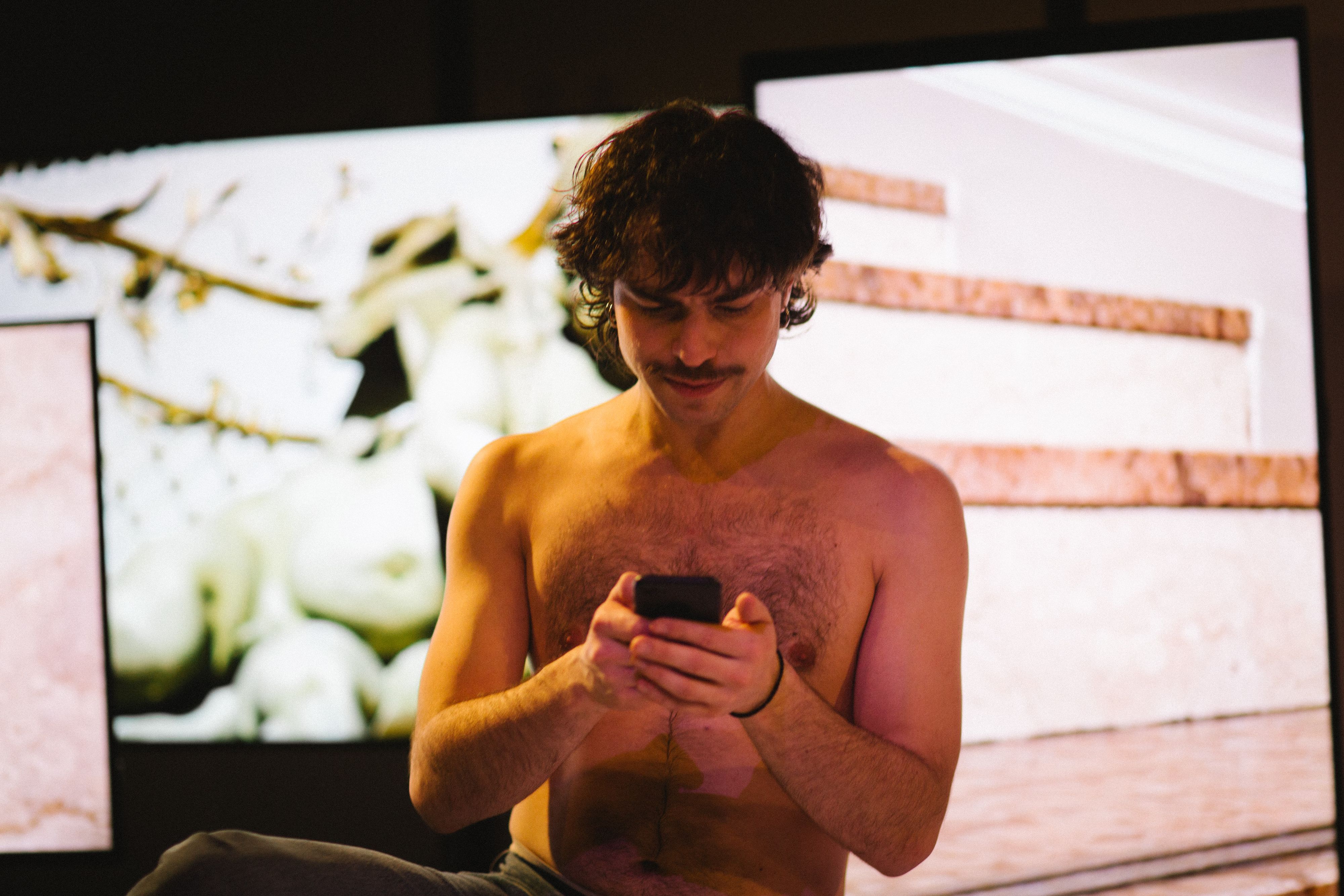 Andrej Agranovski (30) ist ganz neu im Ensemble des Volkstheaters und steht für das Stück 