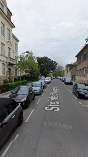 Waffen-Vorfall an Schule in Wien-Hietzing: Vater holt Kind bewaffnet ab, Polizei greift ein. Eltern zeigen sich nach dem Einsatz empört.