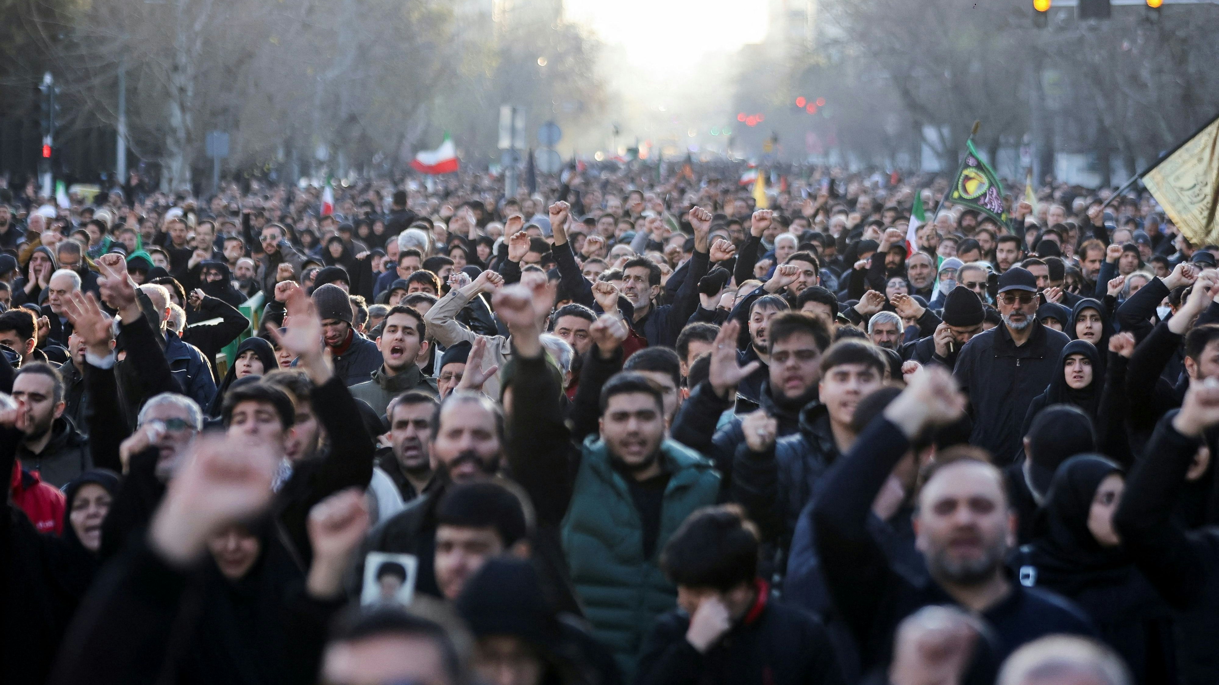People rally after Iran's Supreme Leader Ayatollah Ali Khamenei was killed in Israeli and U.S. strikes on Saturday, in Tehran, Iran, March 1, 2026. Majid Asgaripour/WANA (West Asia News Agency) via REUTERS  ATTENTION EDITORS - THIS PICTURE WAS PROVIDED BY A THIRD PARTY    