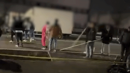 Wegen Krieg! Massenschlägerei vor Islam-Zentrum in Wien