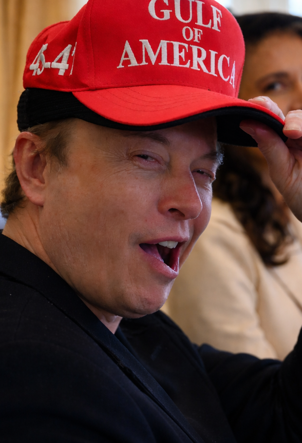 "Lasst uns wissen, wenn noch mehr getan werden muss": Multi-Milliardär Elon Musk sperrte sein Starlink-Satelliteninternet für Russlands Armee