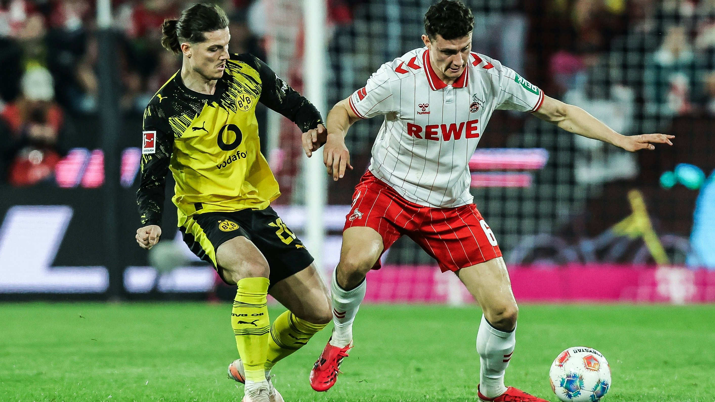 Fussball, Bundesliga Saison 2025/2026 25. Spieltag 1. FC Köln - Borussia Dortmund 07.03.2026, RheinEnergieSTADION Marcel Sabitzer Borussia Dortmund, 20 Eric Martel 1. FC Köln, 6 Zweikampf Köln RheinEnergieSTADION Nordrhein-Westfalen Deutschland *** Sport, Football, Bundesliga Season 2025 2026 25 Matchday 1 FC Köln Borussia Dortmund 07 03 2026, RheinEnergieSTADION Marcel Sabitzer Borussia Dortmund, 20 Eric Martel 1 FC Köln, 6 Zweikampf Köln RheinEnergieSTADION Nordrhein Westfalen Germany