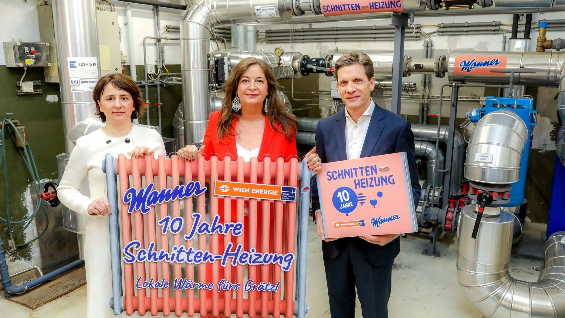 Wien-Energie-Geschäftsführerin Alma Kahler, Stadträtin Ulli Sima (SPÖ) und Manner-Chef Dieter Messner (v.l.)