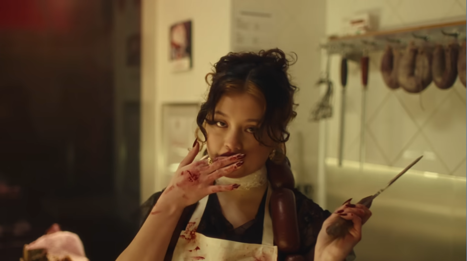 Bei der WIener Fleischerei Kröppel geht es blutig zu, wie der Werbe-Clip des WienTourismus zeigt.