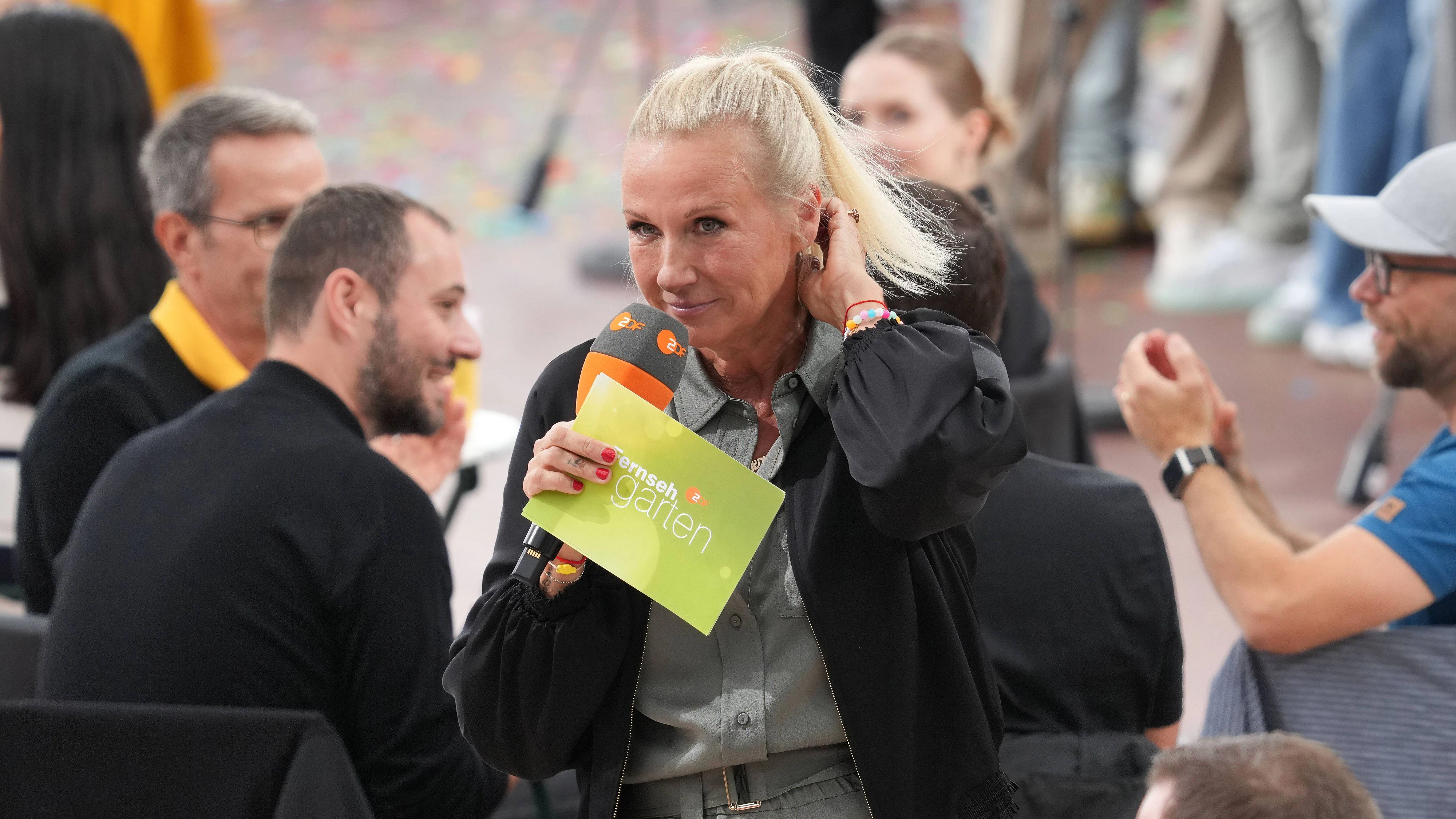 Moderatorin Andrea Kiwi Kiewel im ZDF Fernsehgarten.