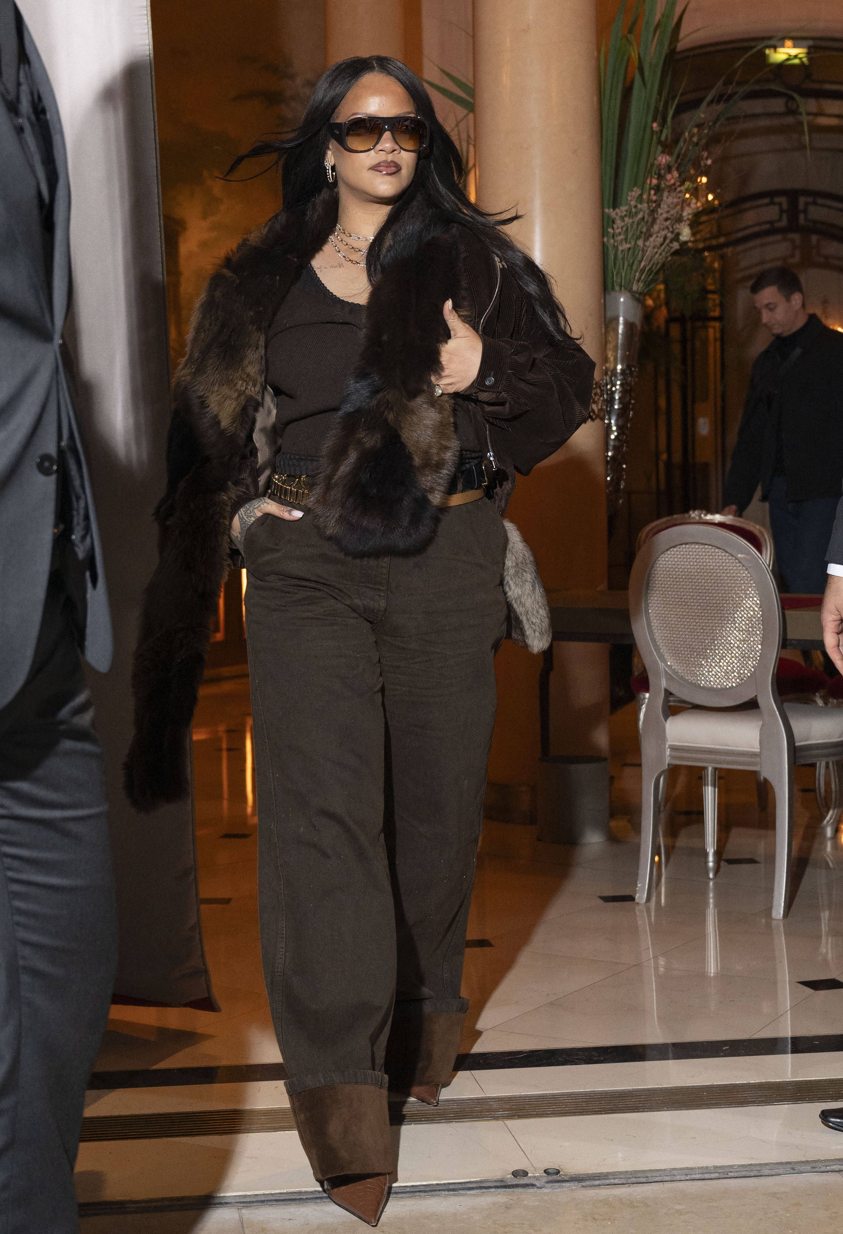 Heute.at - Hauswand durchlöchert – Schüsse auf Rihannas Villa