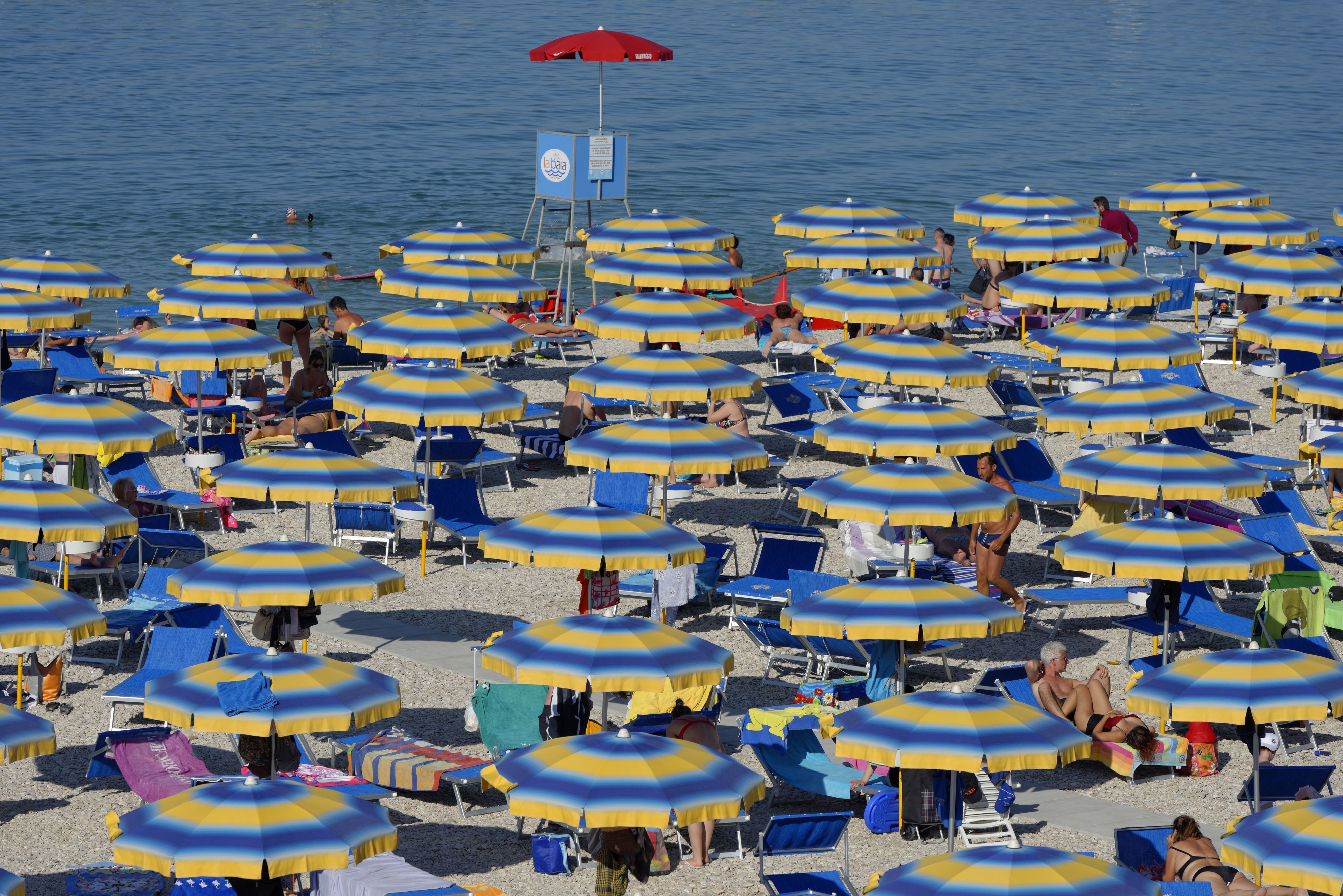 Italien lockt die Urlauber nicht nur mit Sandstrand, sondern auch dem kulturellen Angebot.