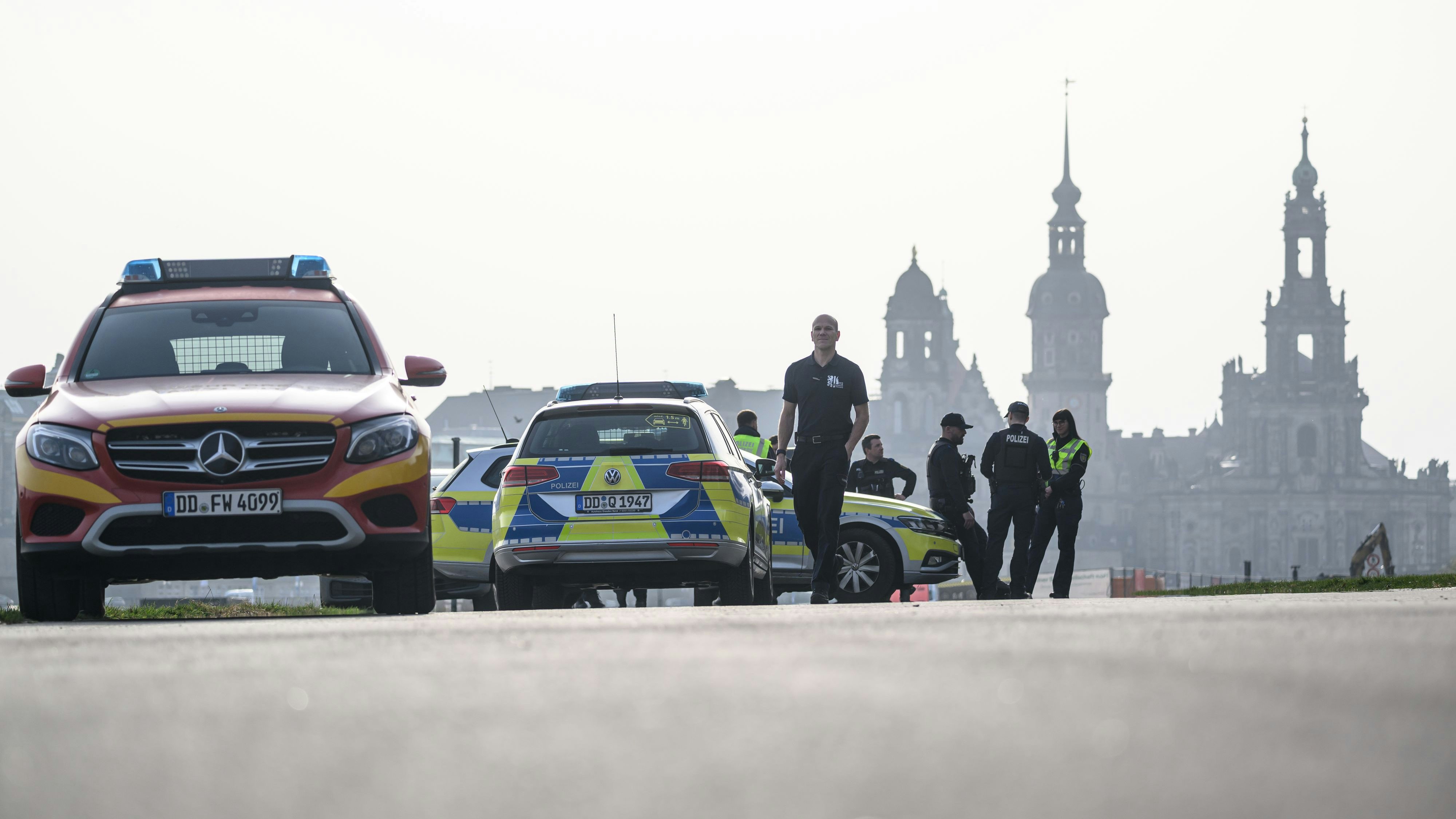 18.000 Menschen mussten aus ihren Häusern evakuiert werden. 