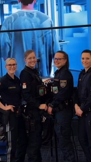 Frauenpower bei Polizei: Girls Recruiting Day in Wien zeigt vielfältige Karrierechancen und räumt mit Vorurteilen gegenüber Polizistinnen auf.