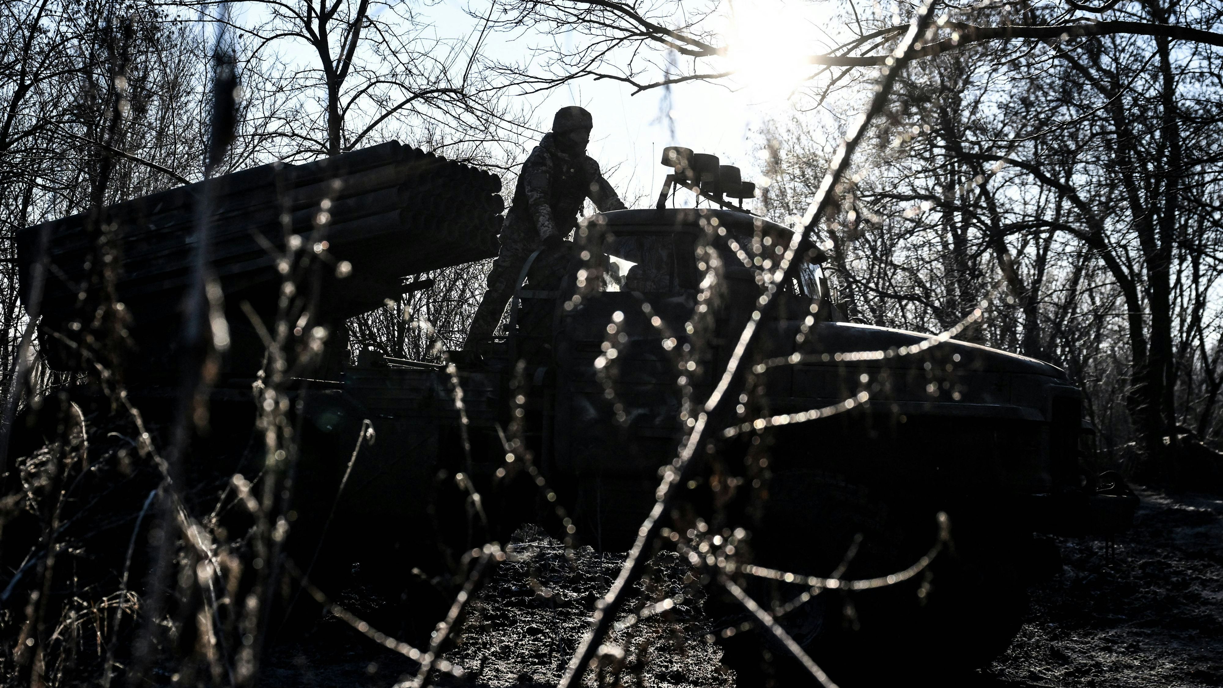 Bei einem Raketenangriff auf eine russische Stadt wurden sechs Menschen getötet. (Symbolbild)