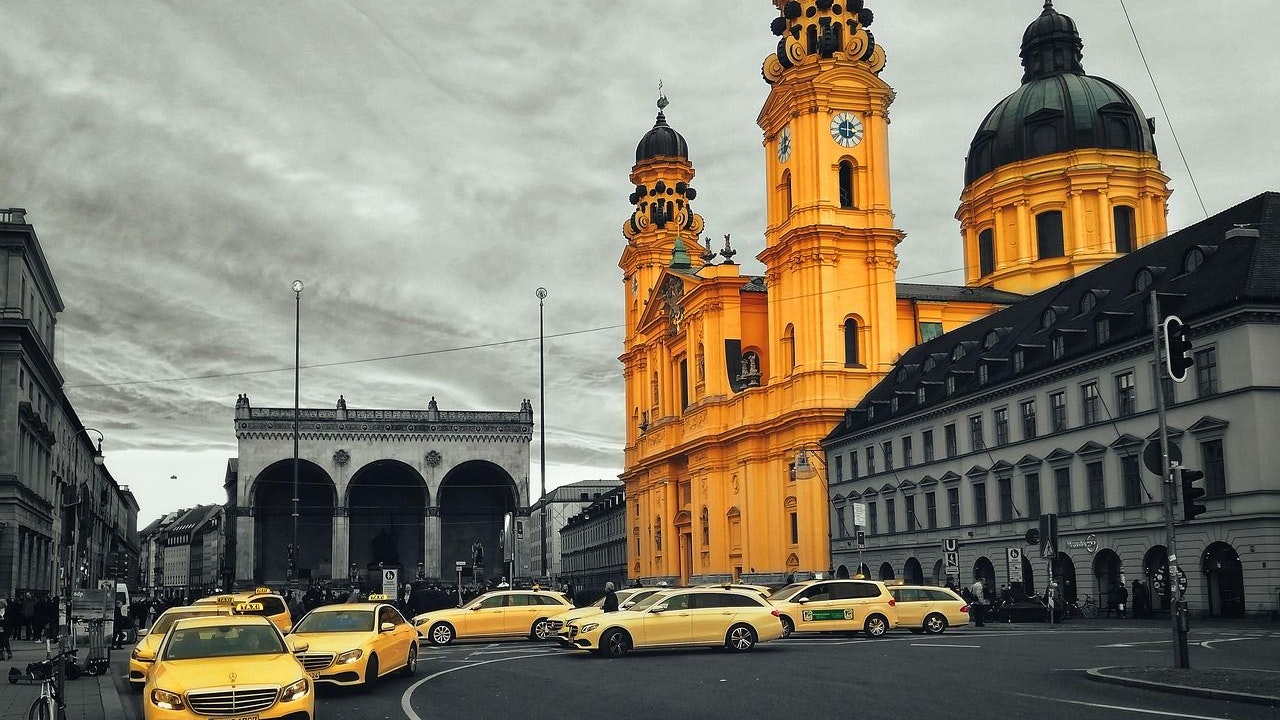 Heute.at - Darum sind deutsche Taxis alle beige