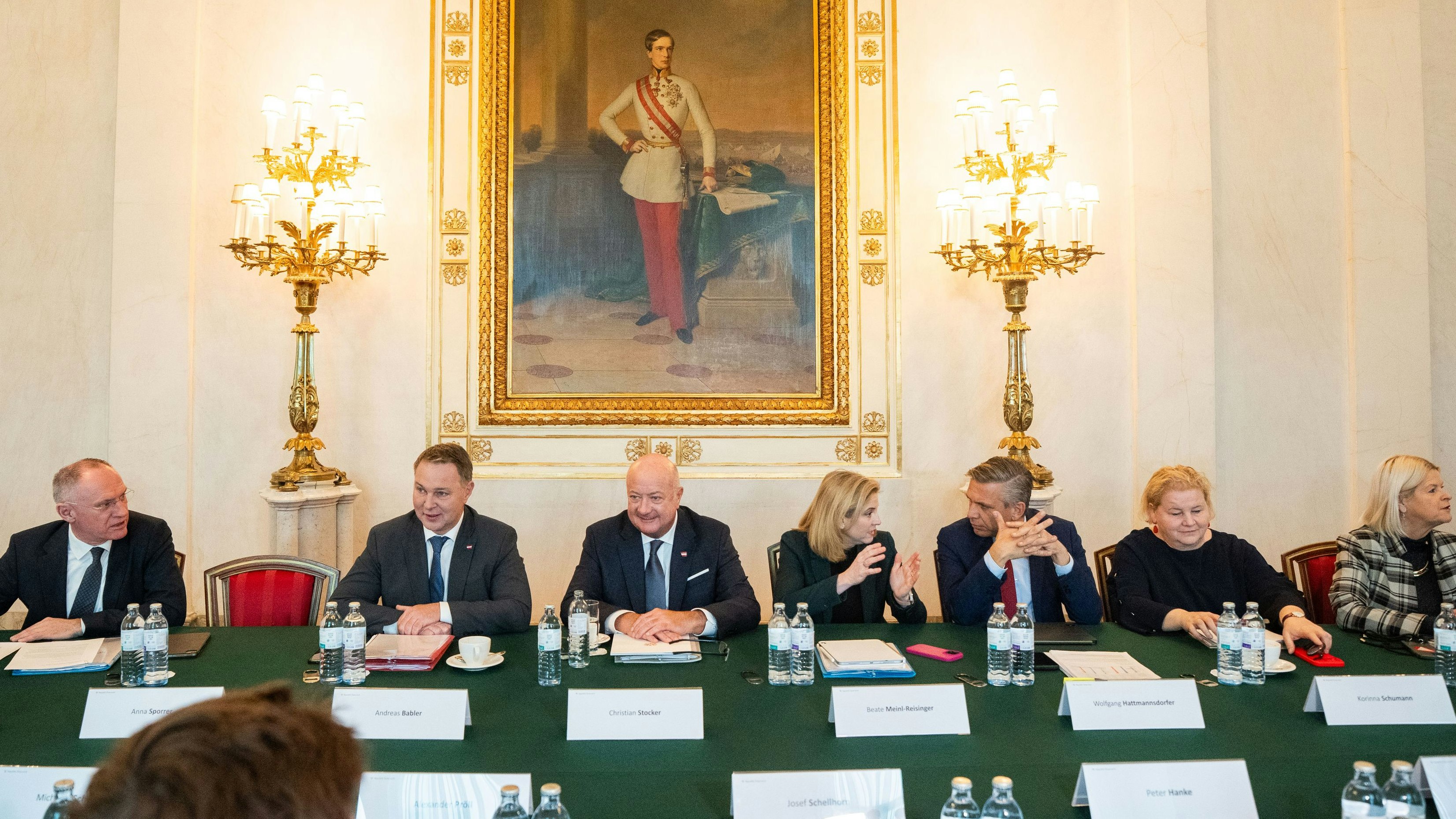 Ministerrat im Bundeskanzleramt (Archivfoto). In der Koalition bahnt sich neuer Streit an.