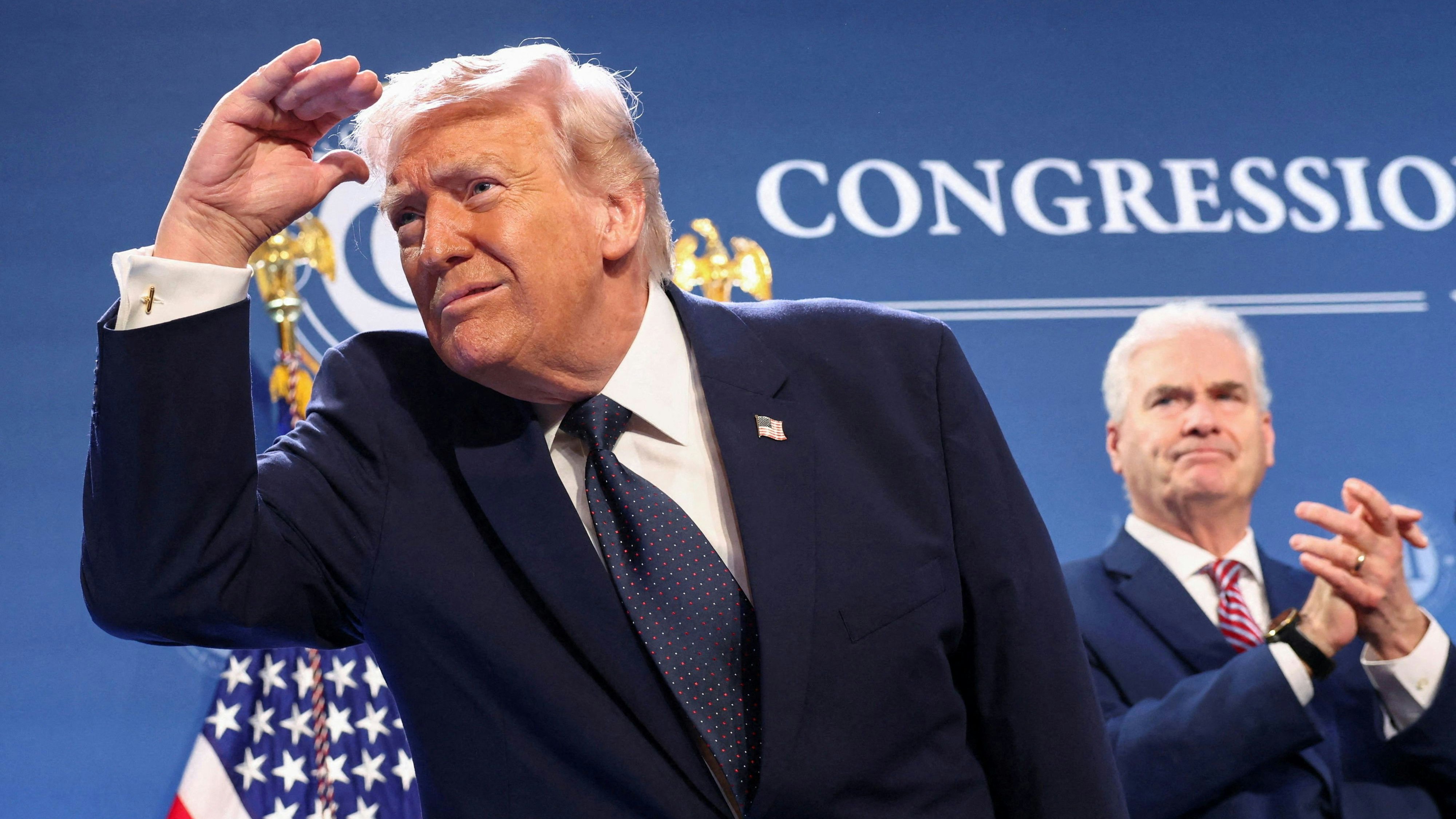 Er muss jedenfalls einen Sieg verkünden