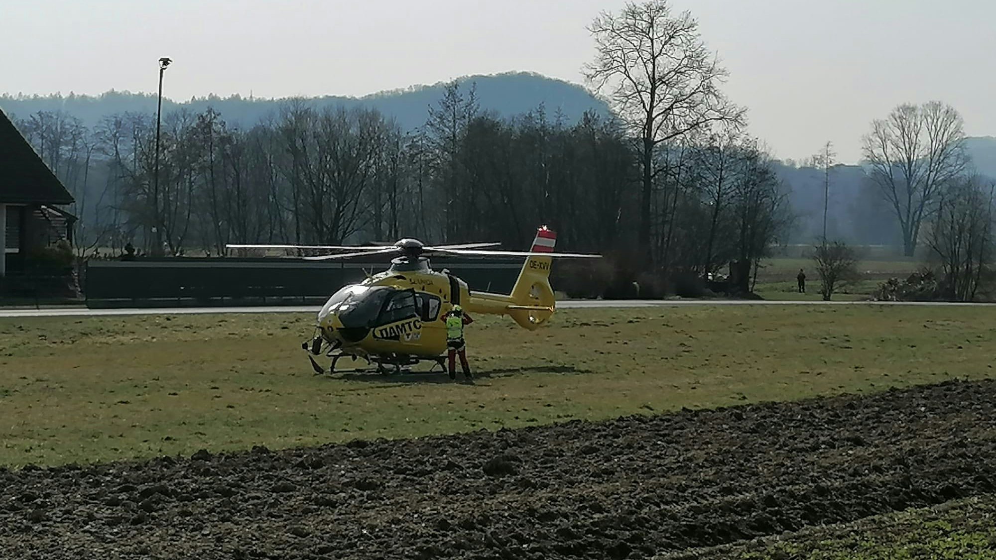 Heute.at - Auto von Zug gerammt – Lenker (67) schwer verletzt