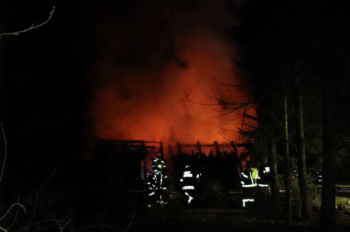 Die Einsatzkräfte konnten den Brand rasch löschen.