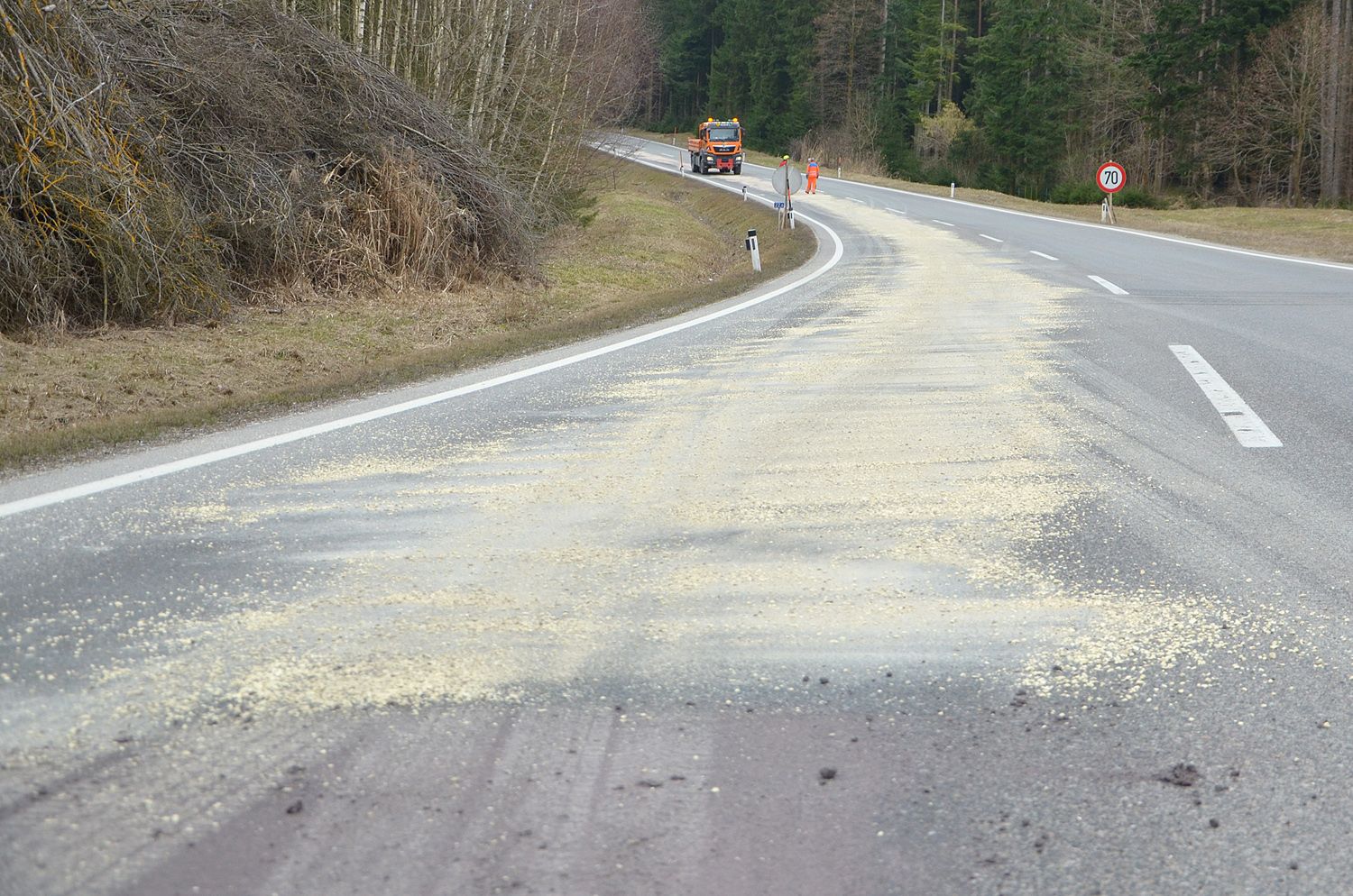 Drei Kilometer weit reichte die Ölspur am Mittwochnachmittag zwischen Eisenreichs und Heidenreichstein.