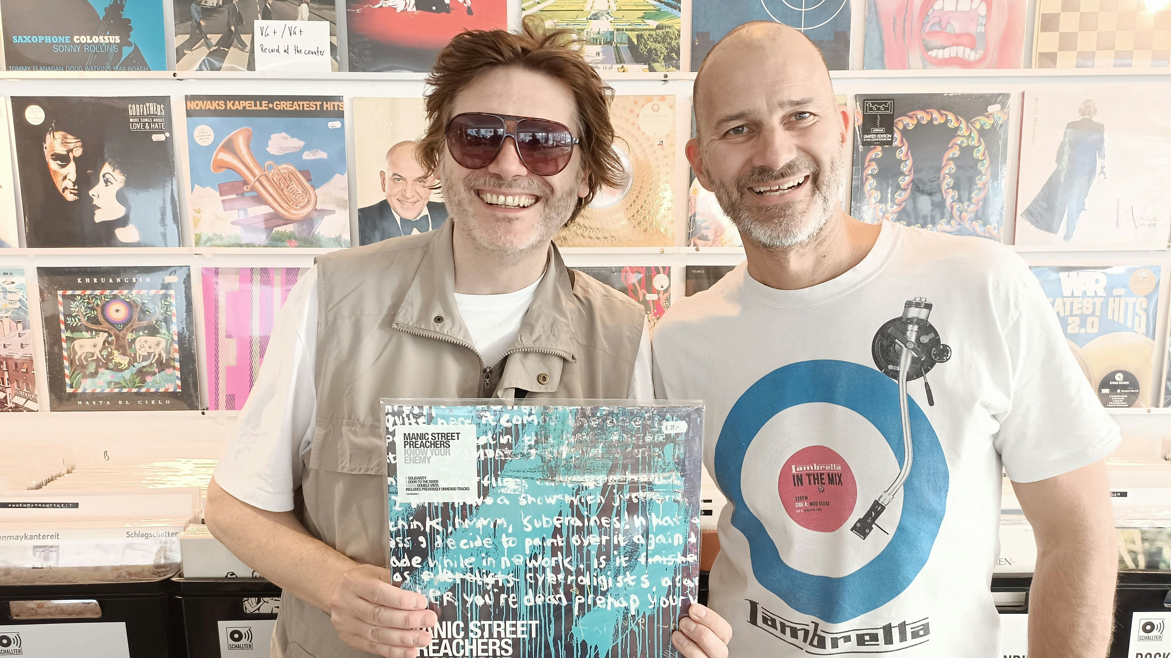 Schallter-Chef Georg Rosa mit Nicky Wire (Manic Street Preachers)