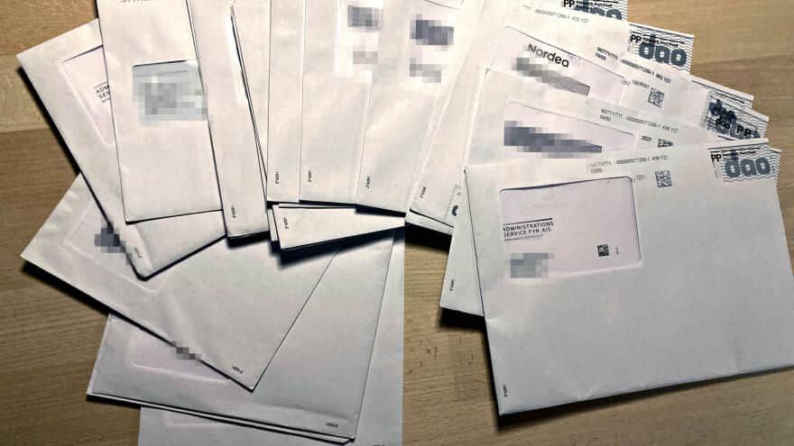 Eine 80-jährige aus Odense (Dänemark) fand 21 Briefe in der Mülltonne vor ihrem Haus