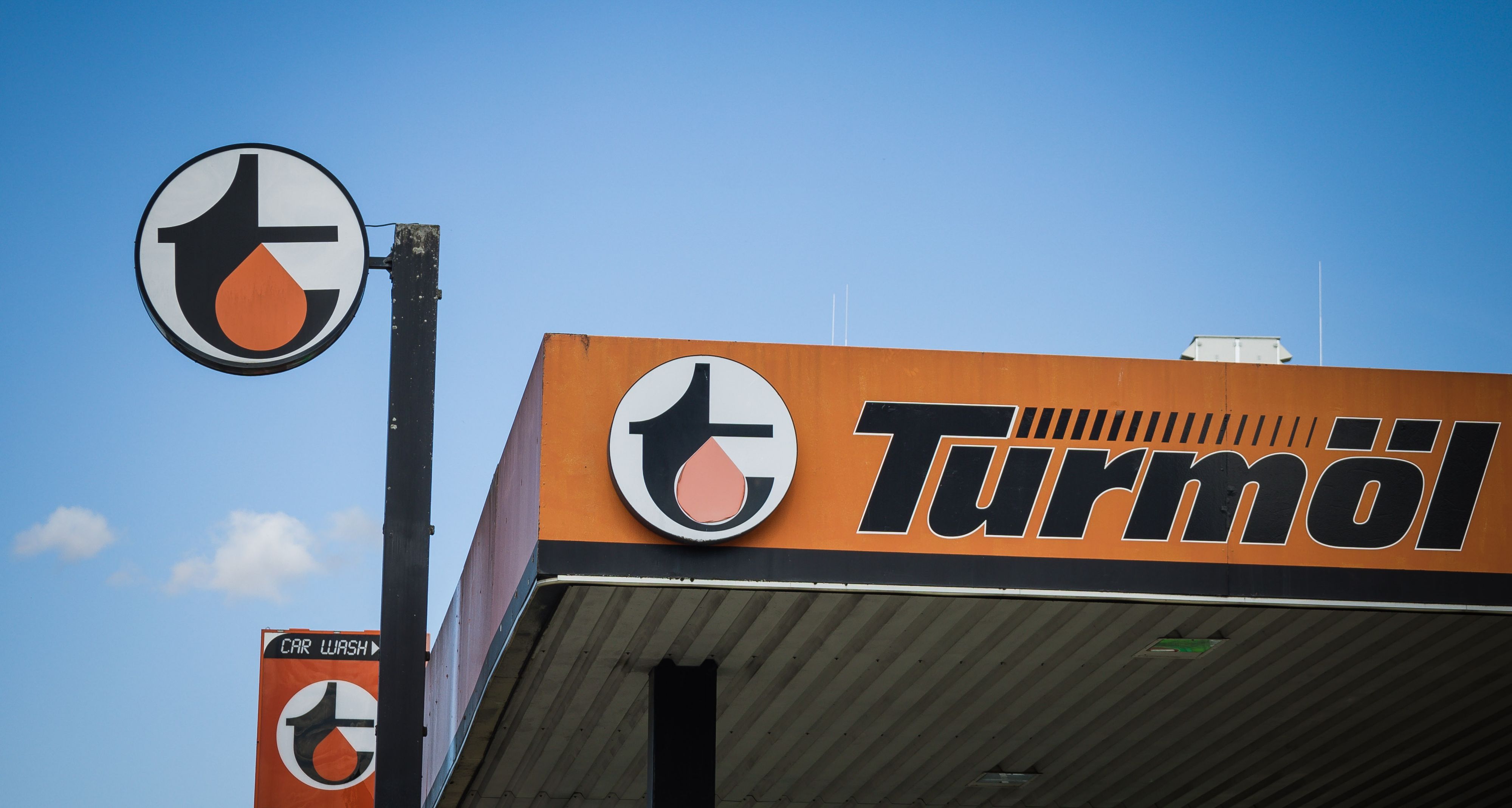 Turmöl-Chef Jürgen Stichenwirth packt nun zu den Spritpreisen aus. (Symbolbild)