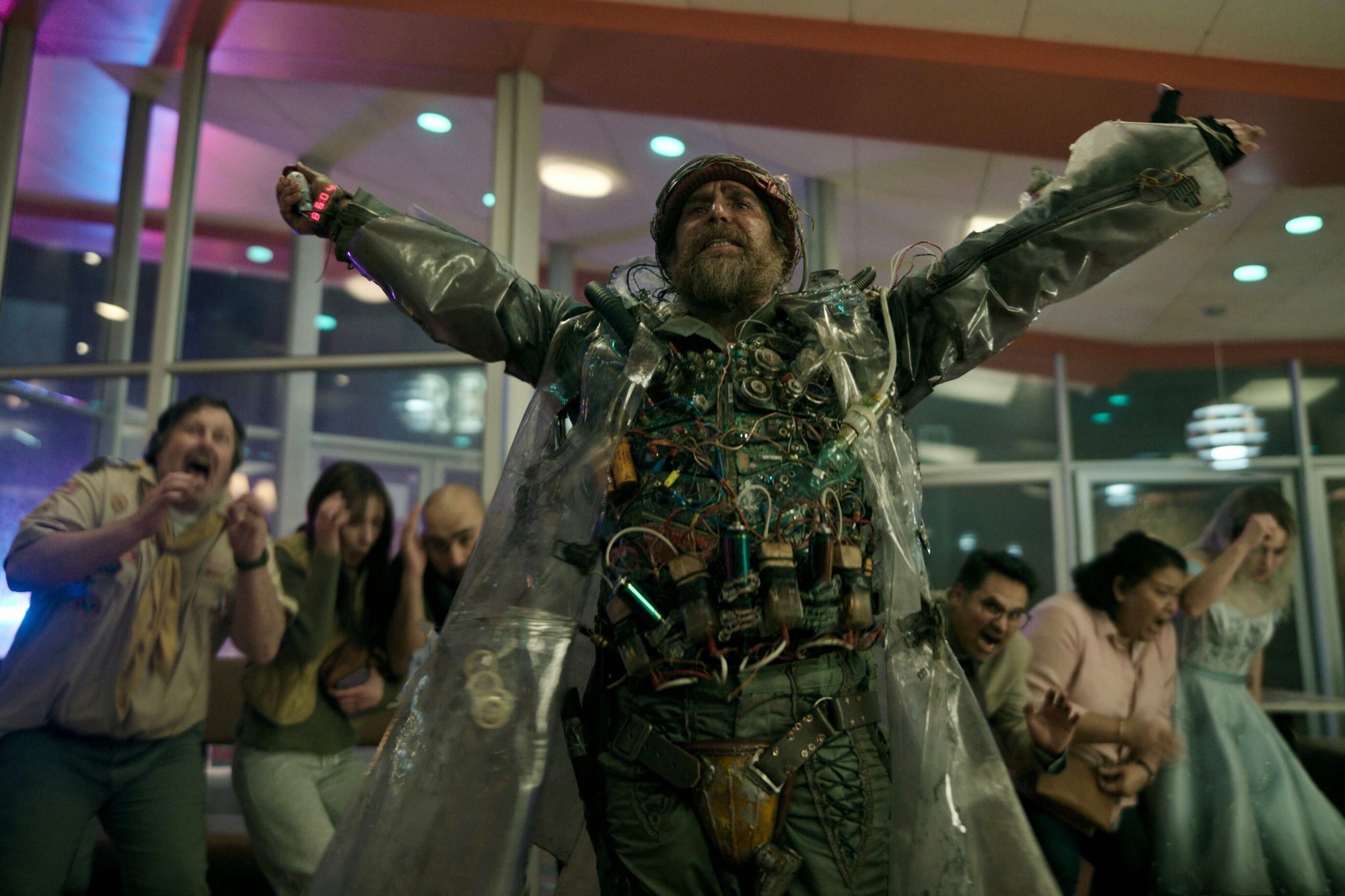 "Ich bin gekommen, um euch zu retten! Oder so." – "Good Luck, Have Fun, Don't Die"