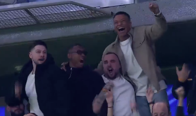 Alaba feierte die Valverde-Tore neben Mbappe.