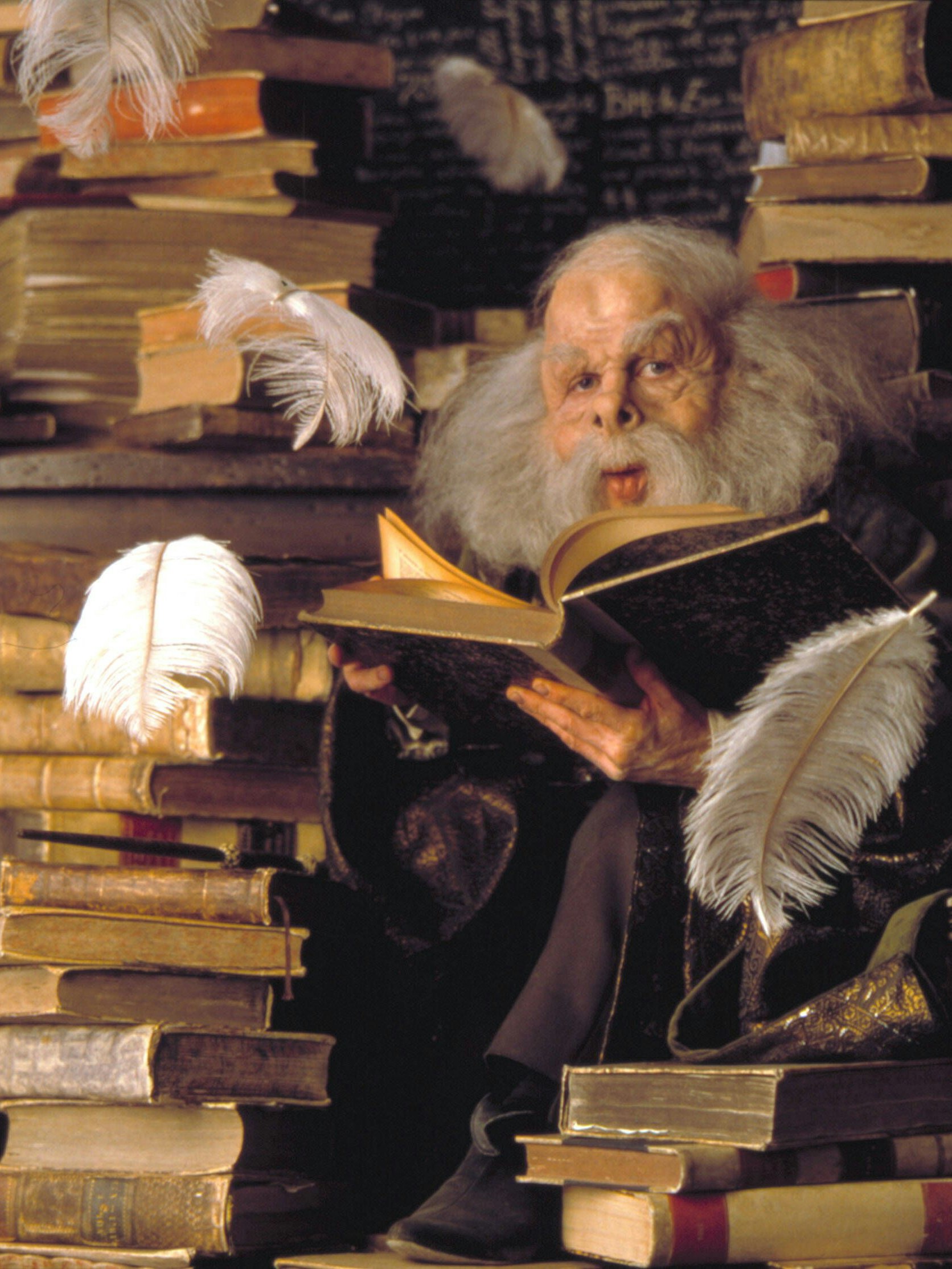 Warwick Davis als Professor Flitwick in "Harry Potter und der Stein der Weisen".