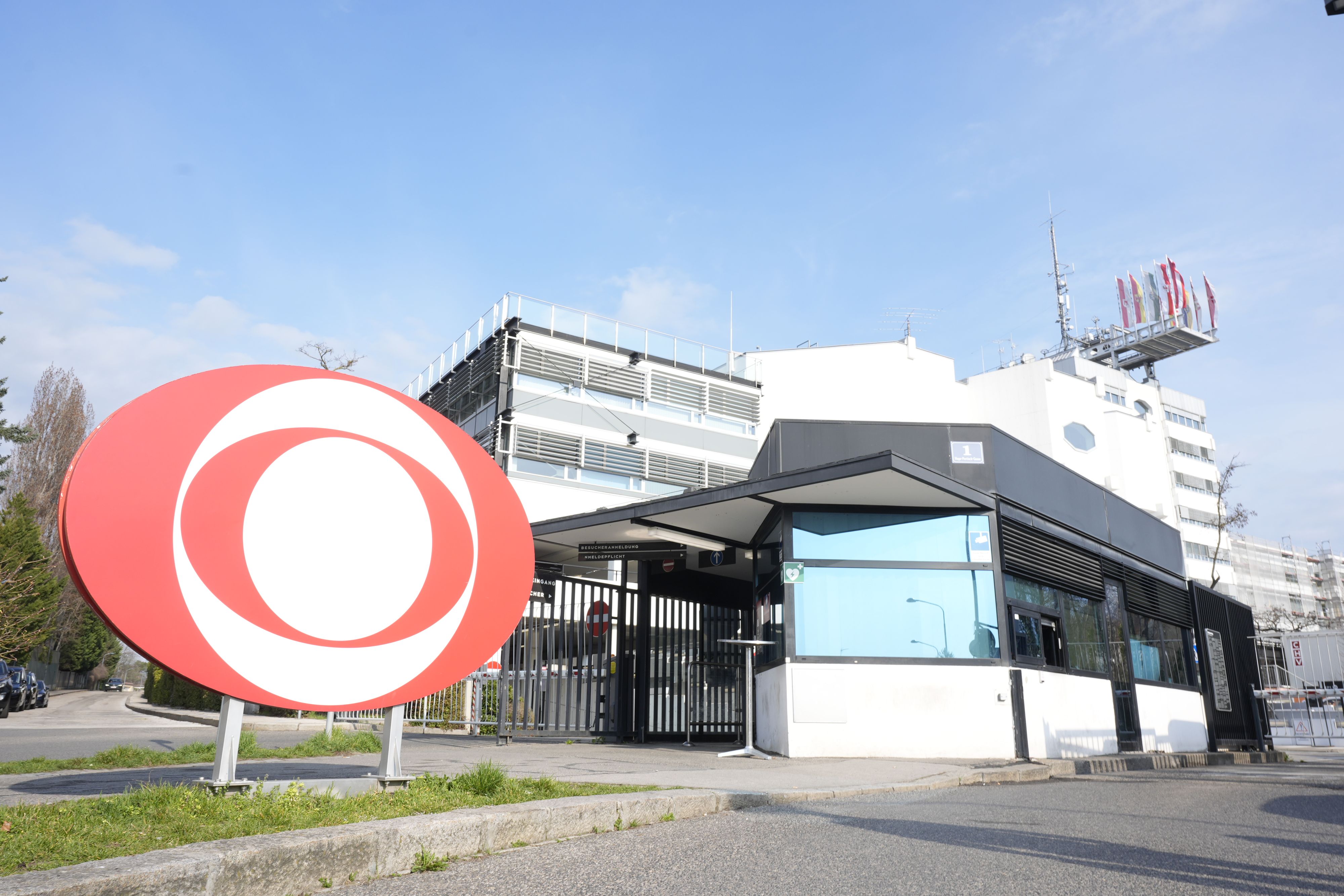 Der ORF muss zusätzlich zu seinem Personal mit externen Beratern zusammenarbeiten, zahlt dafür Millionen.