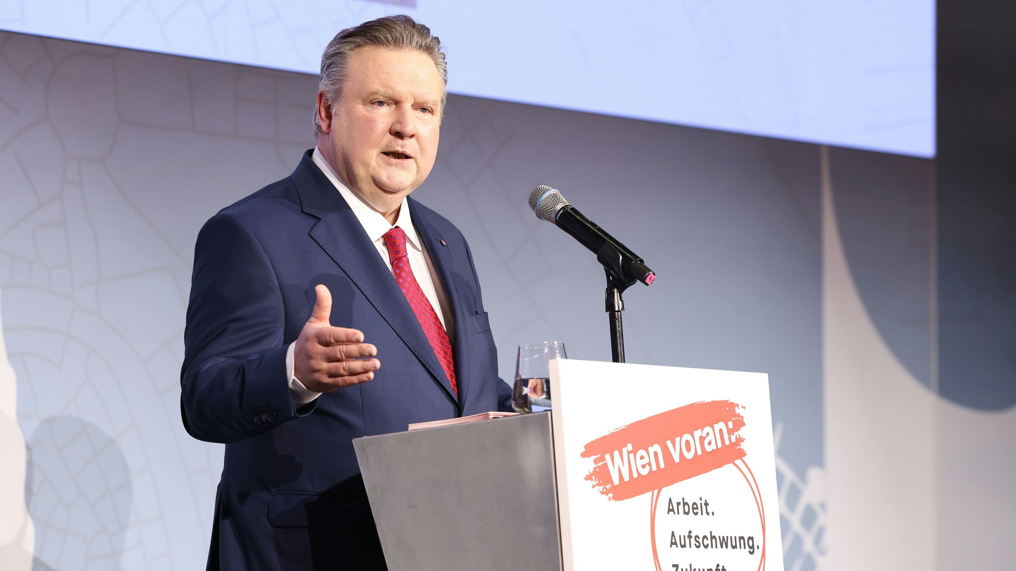 Heute.at - Ludwig: Versuchen alles, um preisdämpfend zu wirken