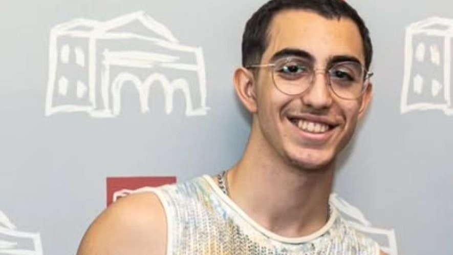 Sam Askari alias Samiko wird live auf der Bühne stehen