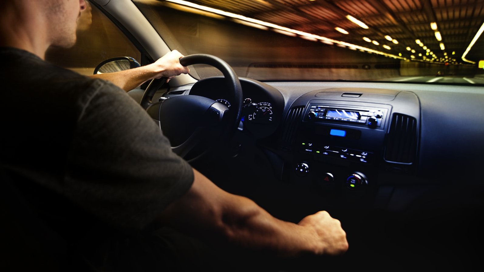 Der Beifahrer konnte entkommen. (Symbolbild)