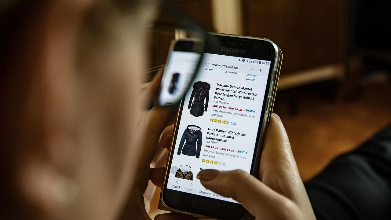 Online-Shopping am Handy