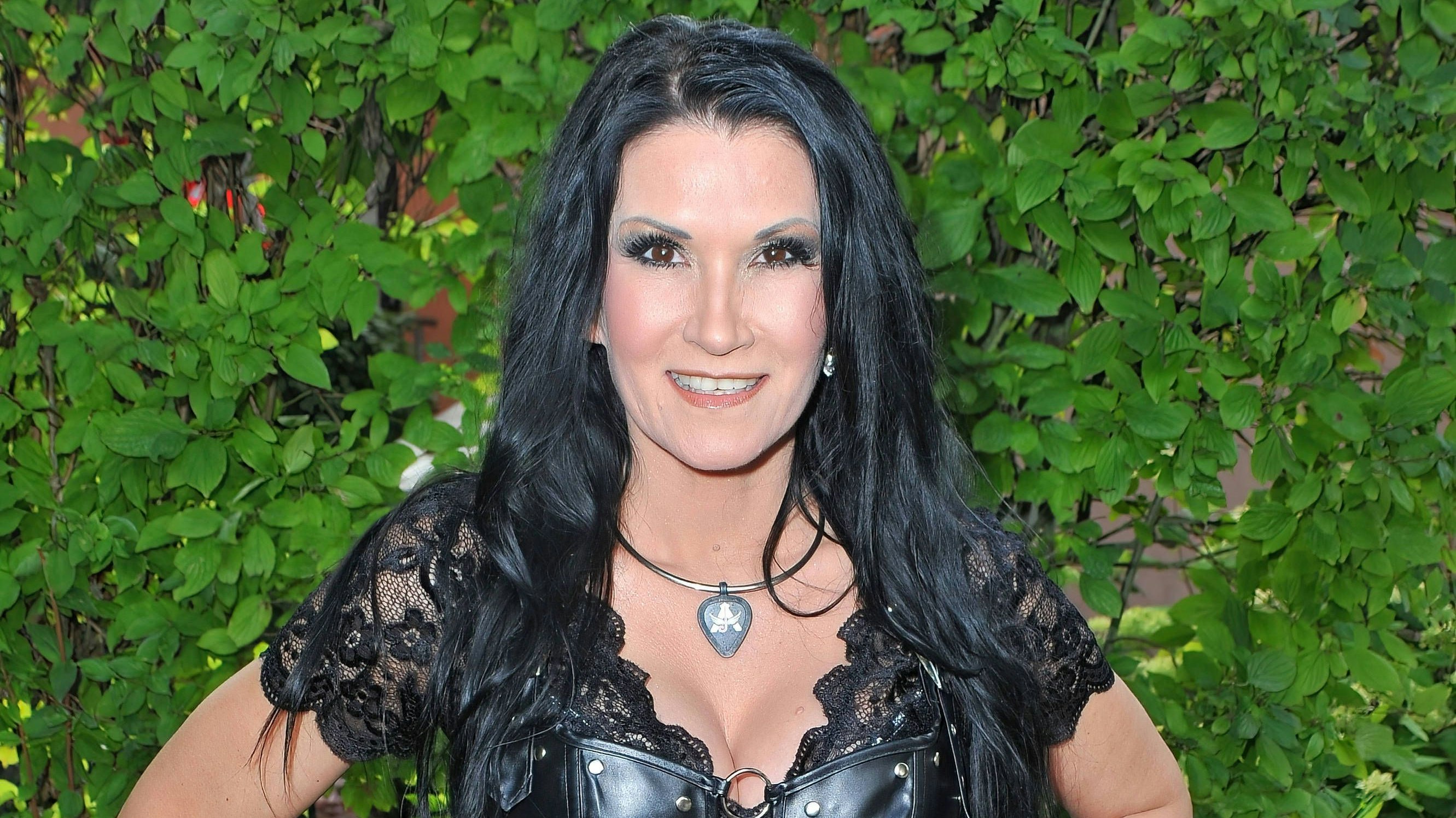 Antonia aus Tirol kehrt zurück.