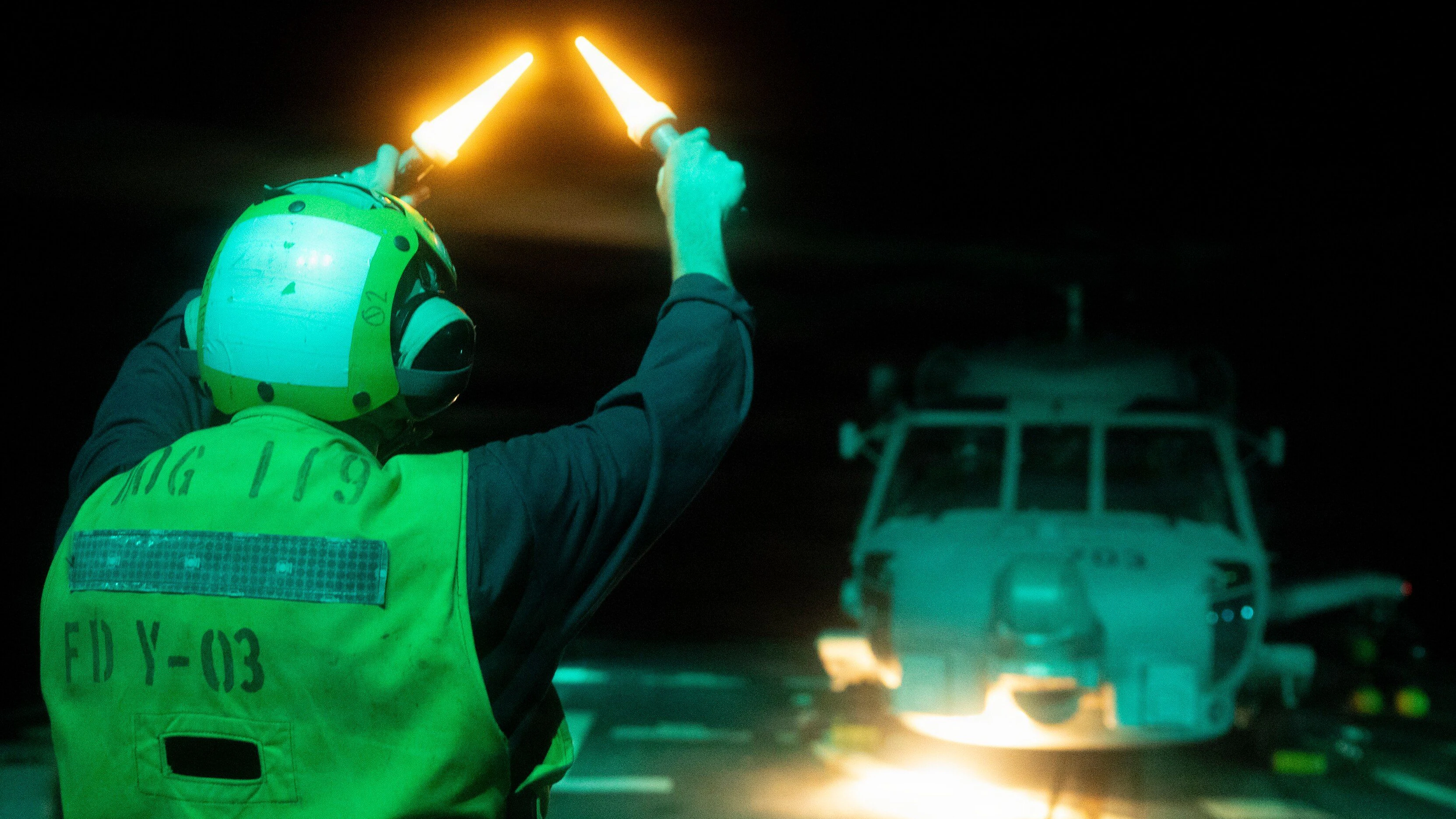 Ein Sea Hawk-Hubschrauber des Helicopter Maritime Strike Squadron (HSM): Die USA sprechen vom Frieden und von neuen Angriffen gleichzeitig