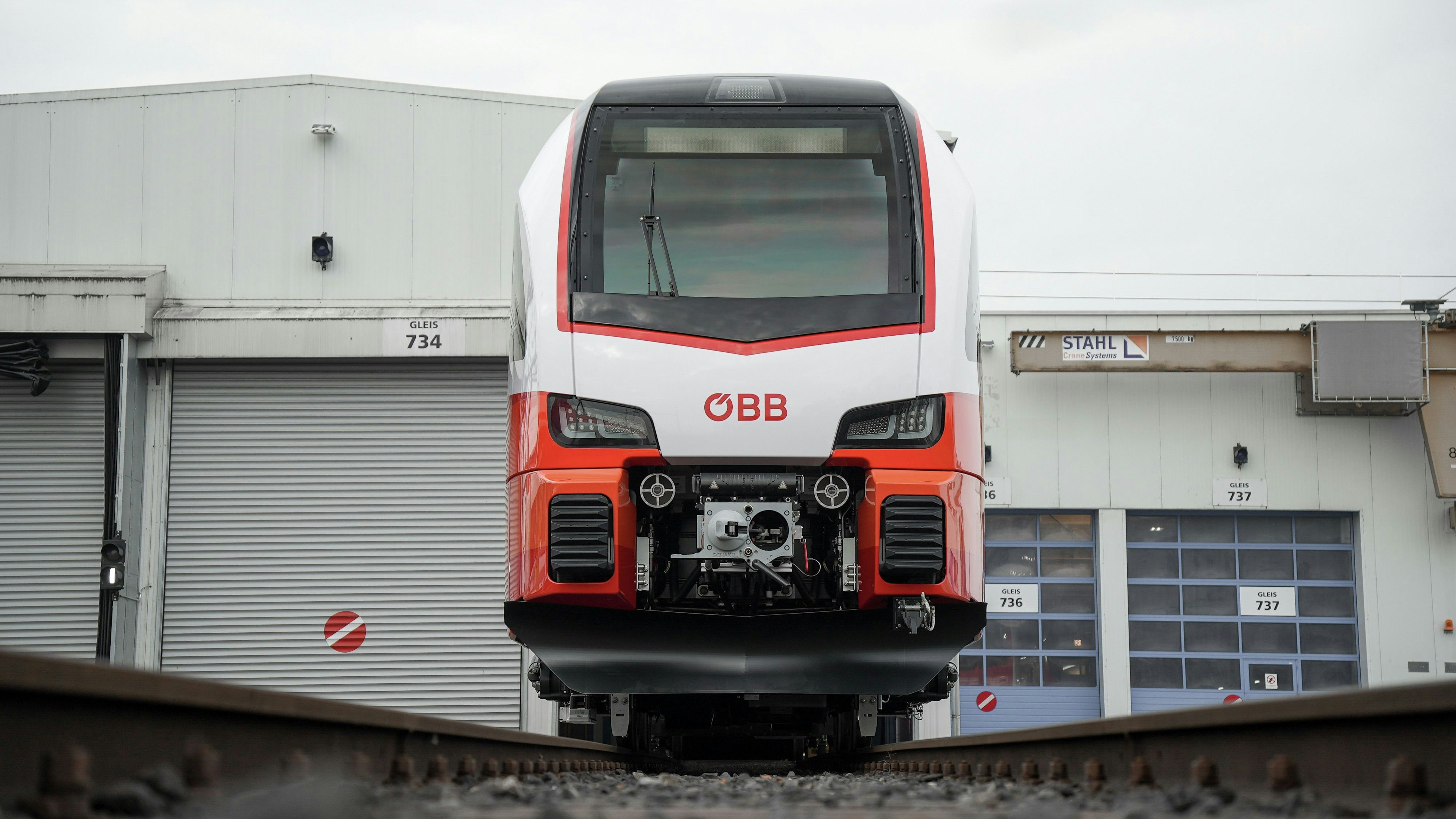 In Niederösterreich werden 63 Millionen Euro in neue Akkutriebzüge investiert, das Land Niederösterreich übernimmt circa 30 Prozent.