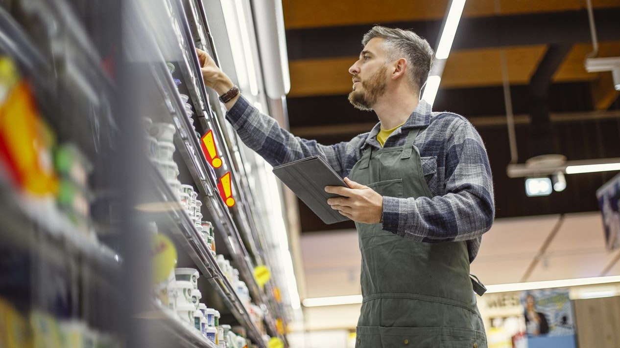 Heute.at - Kein Dank zum Männertag: Filialleiter klagt und gewinnt