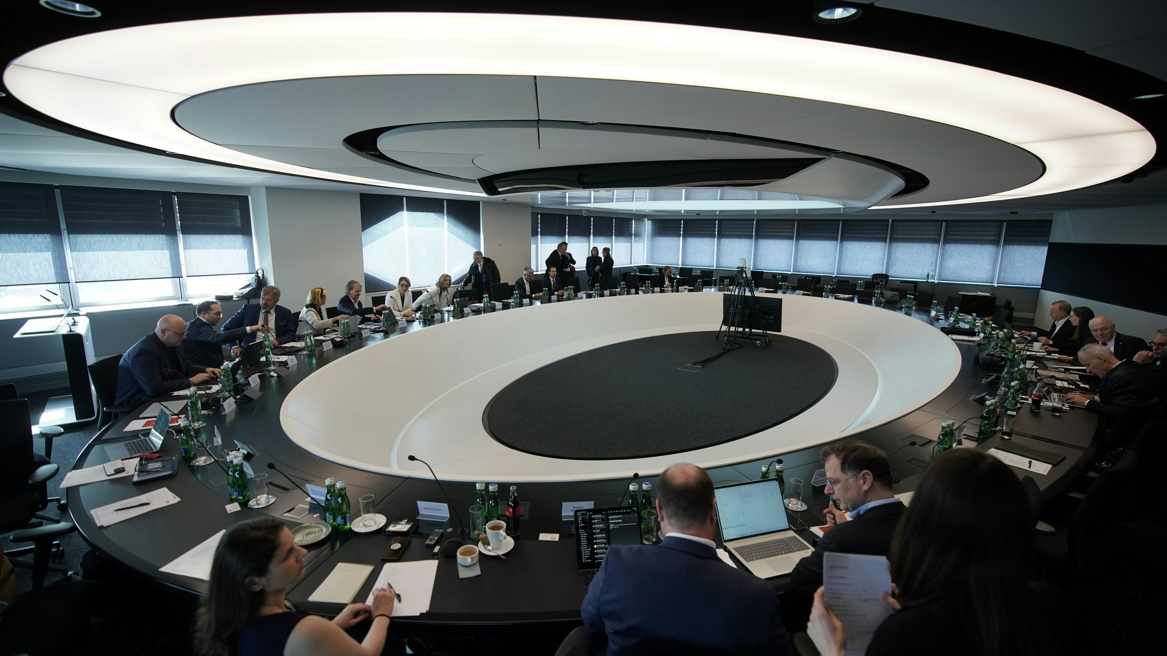 Heute.at - ORF-Krisensitzung LIVE – hier kommt alles auf den Tisch